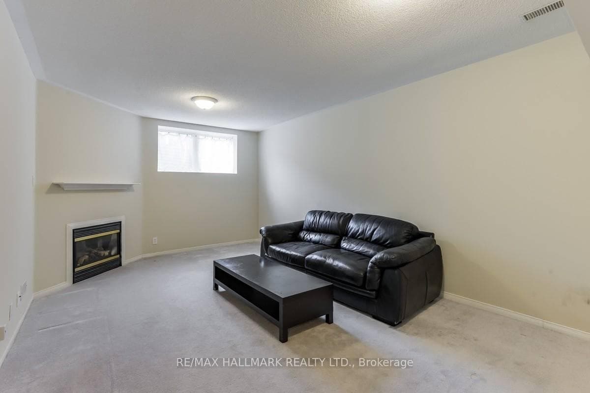 16 Marshview Avenue photo 17