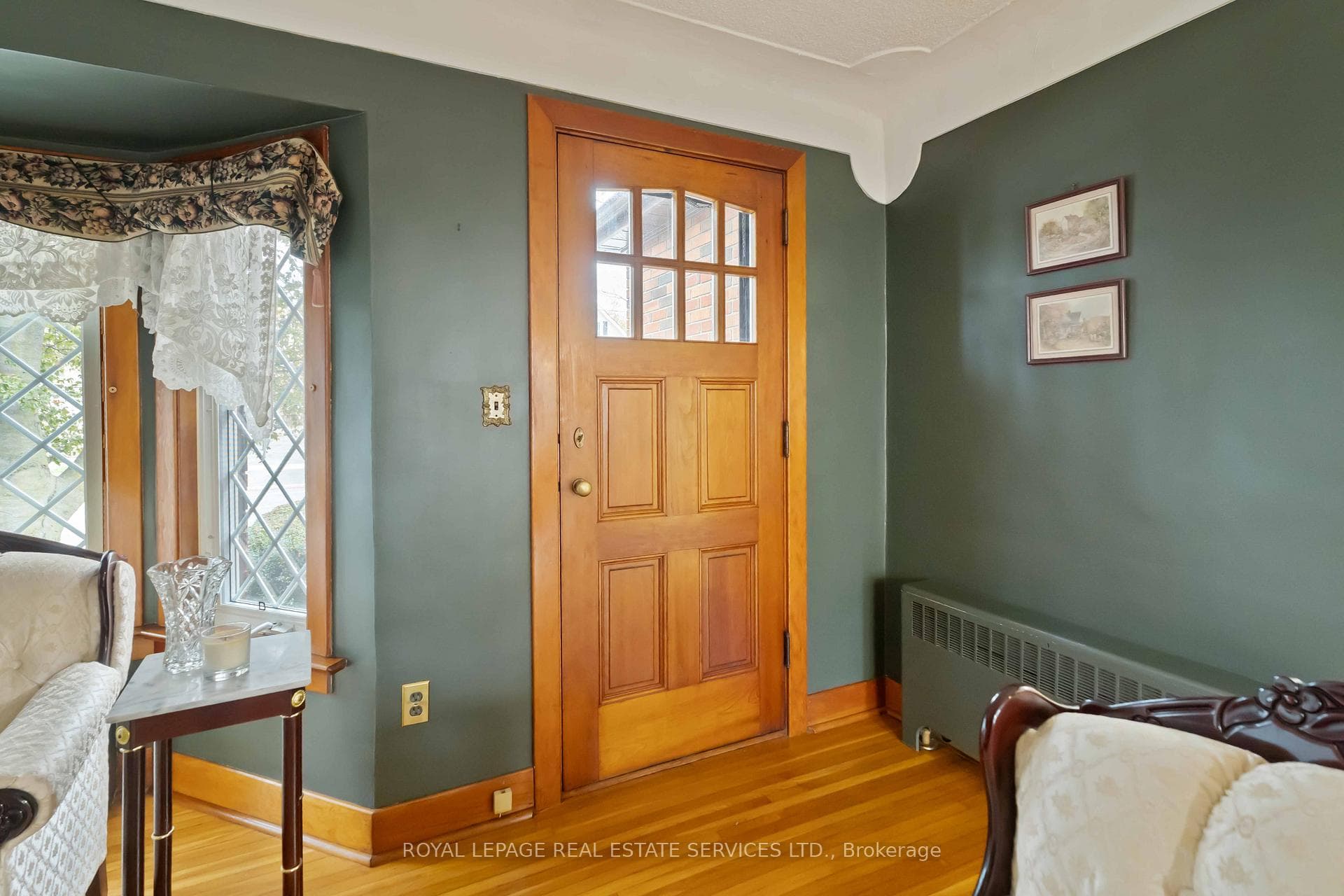 3835 Main Street photo 5