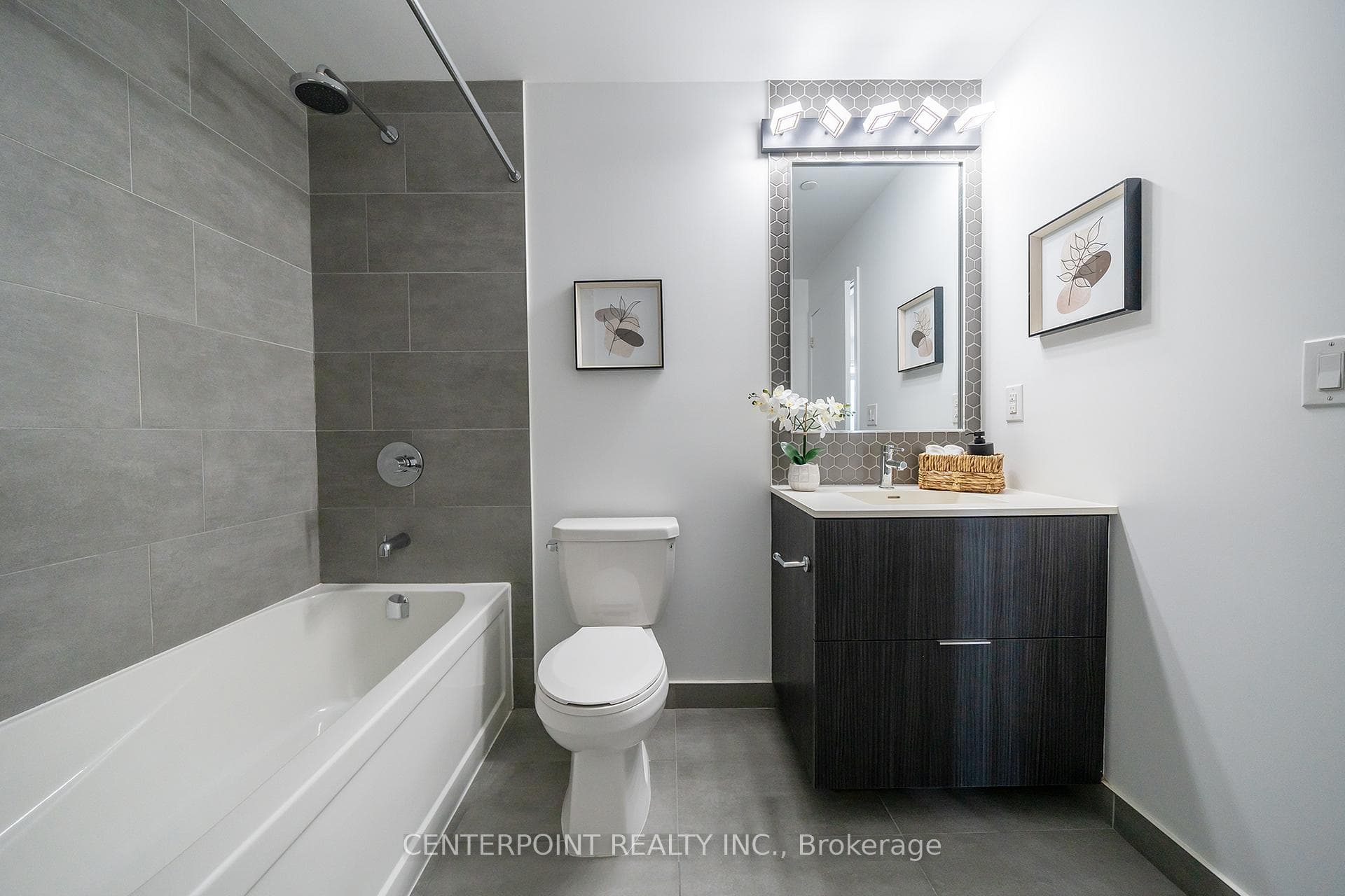2520 Eglinton Avenue Unit 620 photo 18