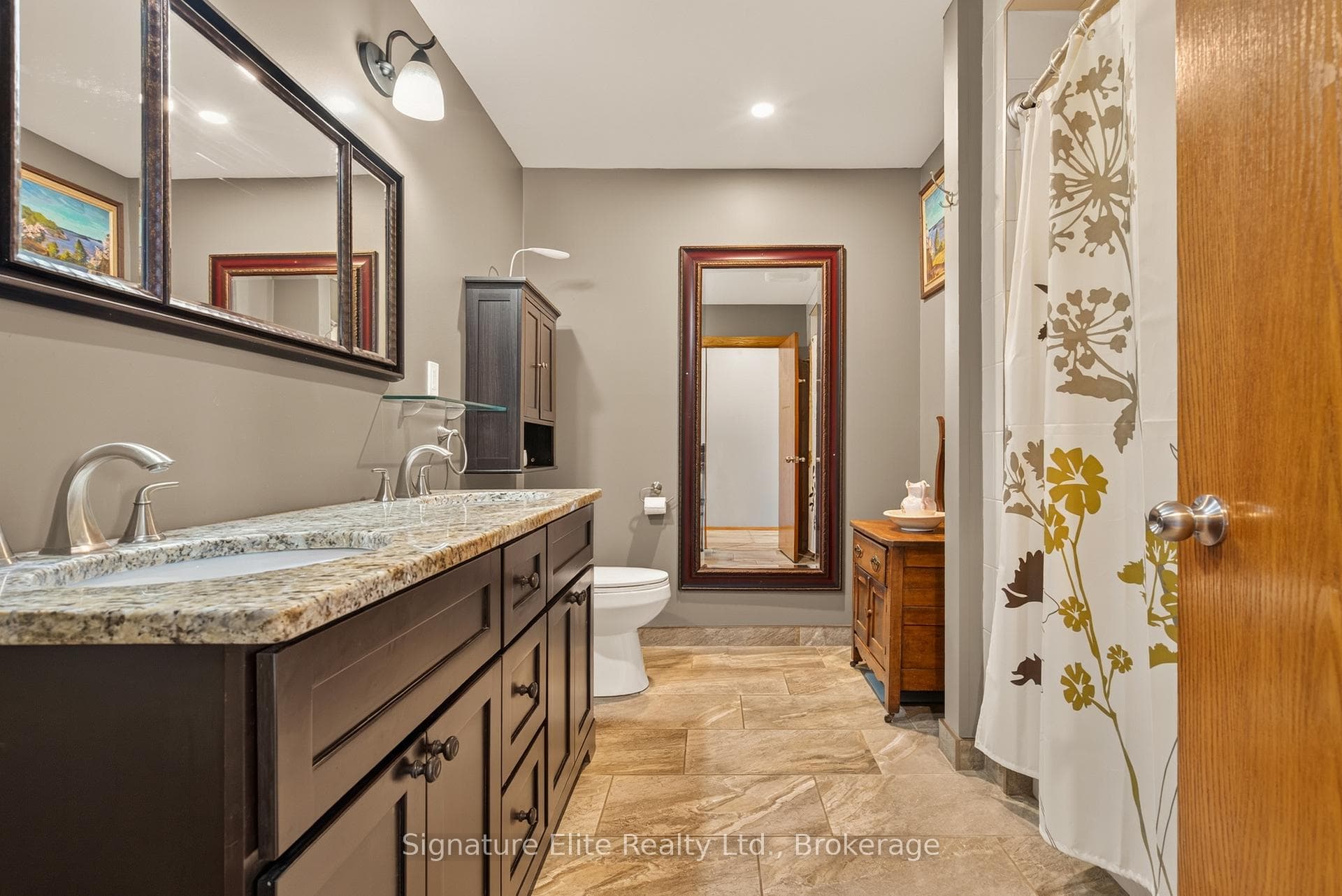 Bathroom #3 - 4 piece in Second Unit