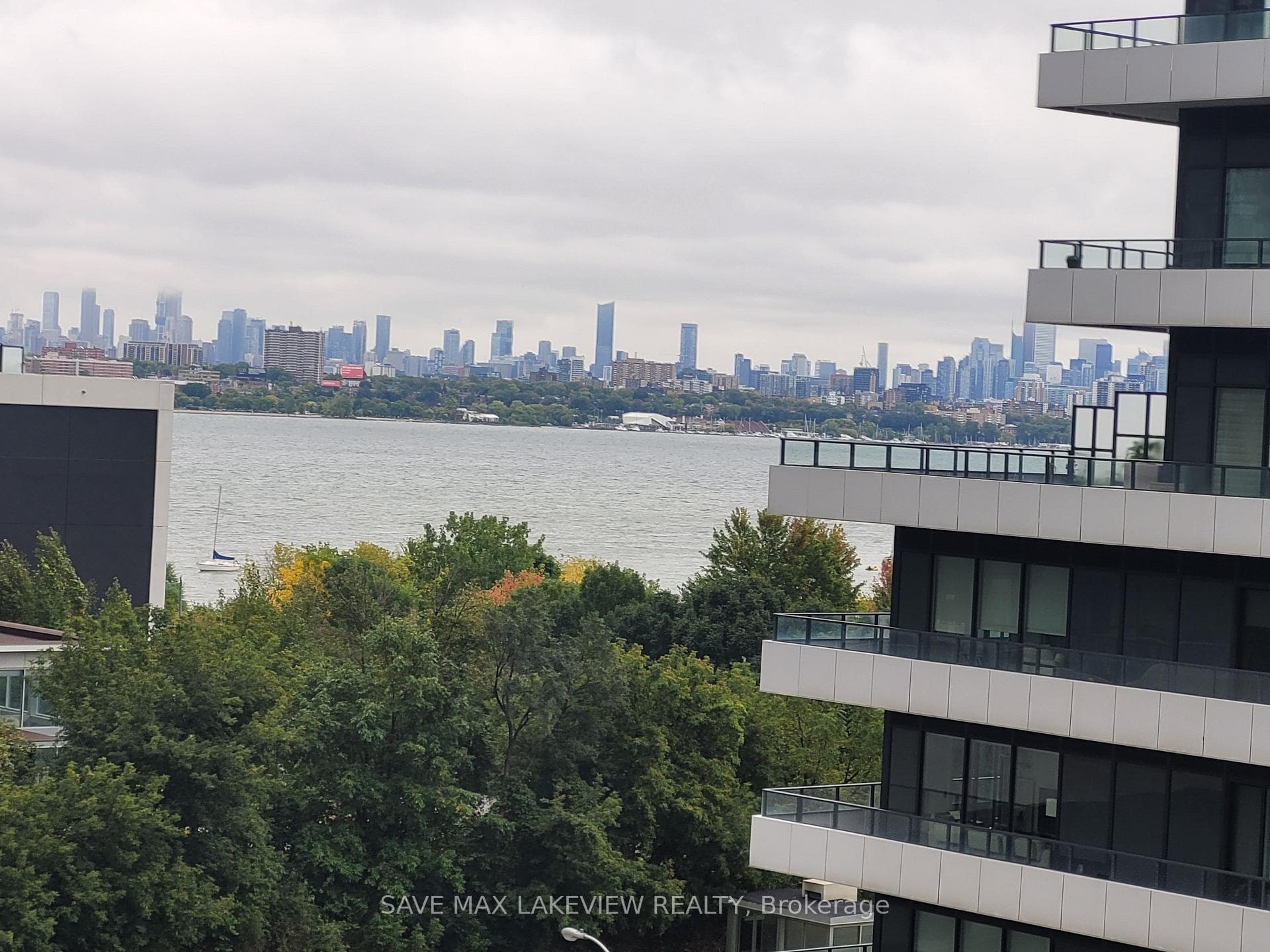 30 Shore Breeze Drive Unit 533 photo 19