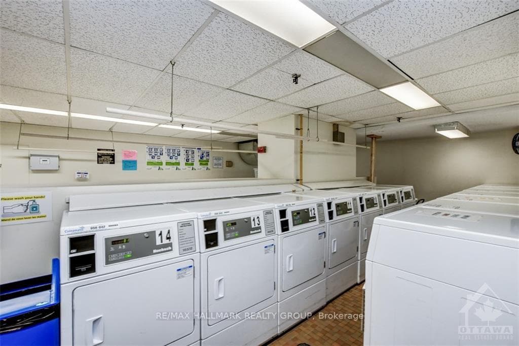 665 BATHGATE Drive Unit 1005 photo 36