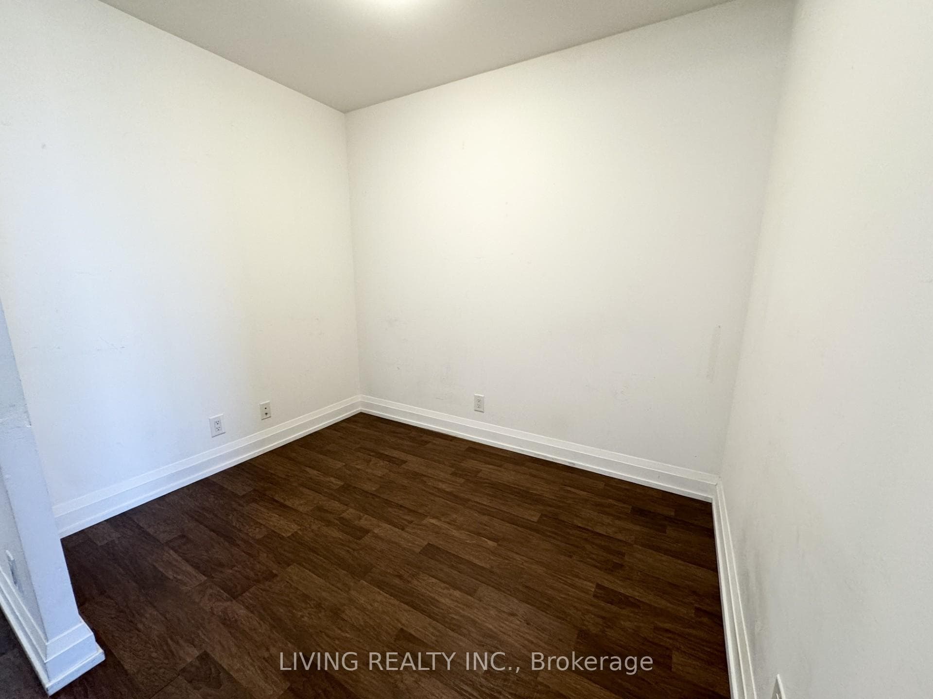 55 De Boers Drive Unit 1216 photo 7