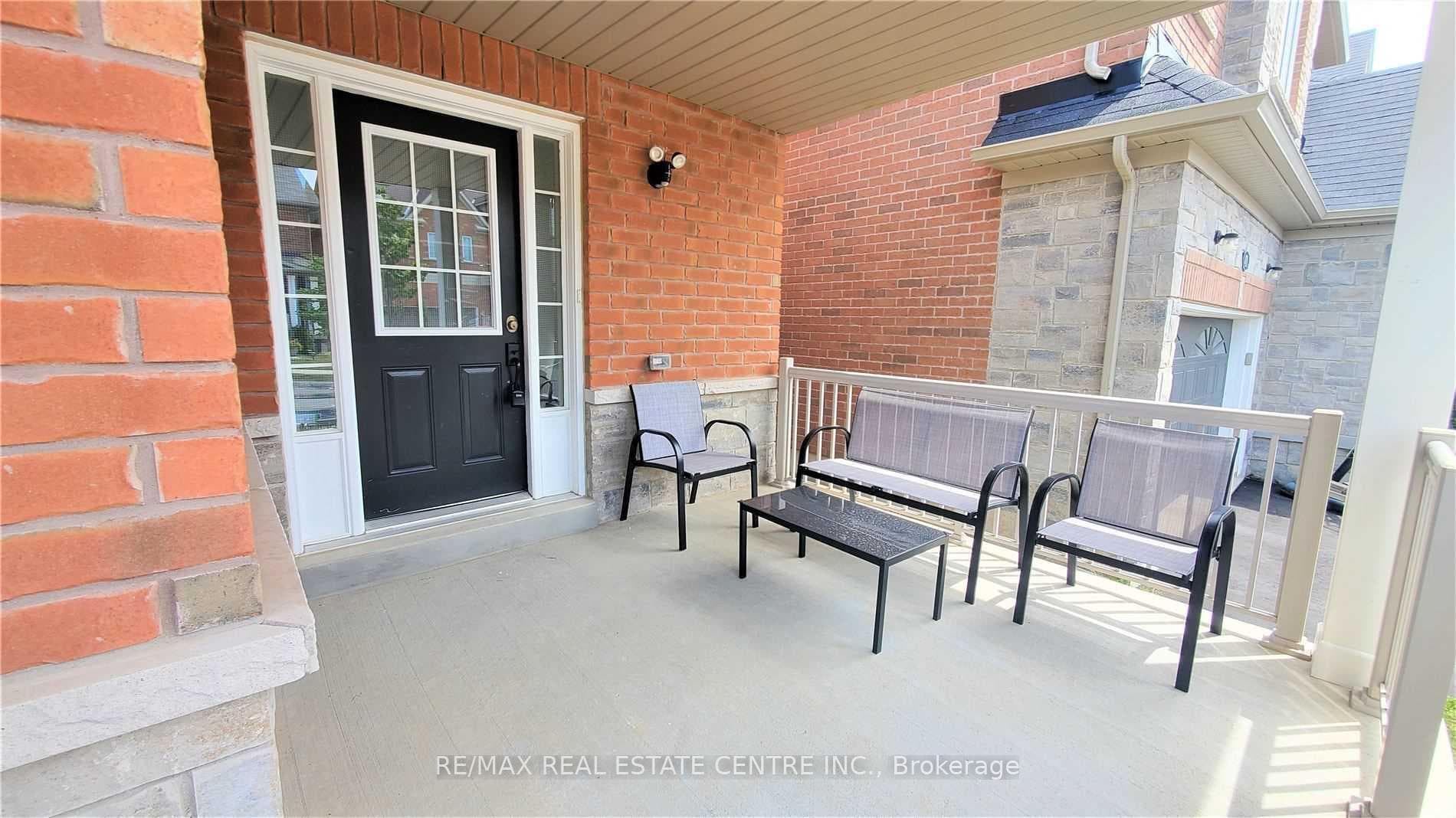 466 Cedric Terrace photo 2