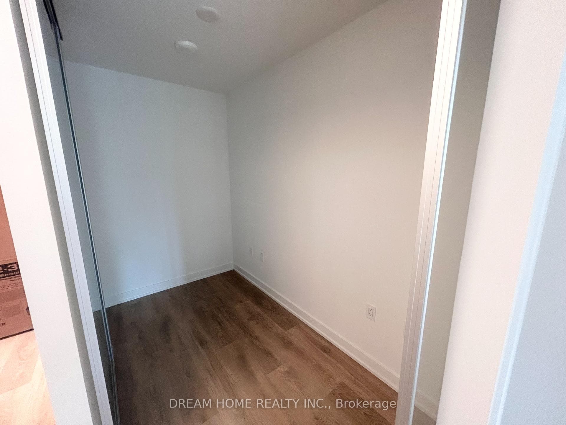 127 Broadway Avenue Unit 210 photo 10
