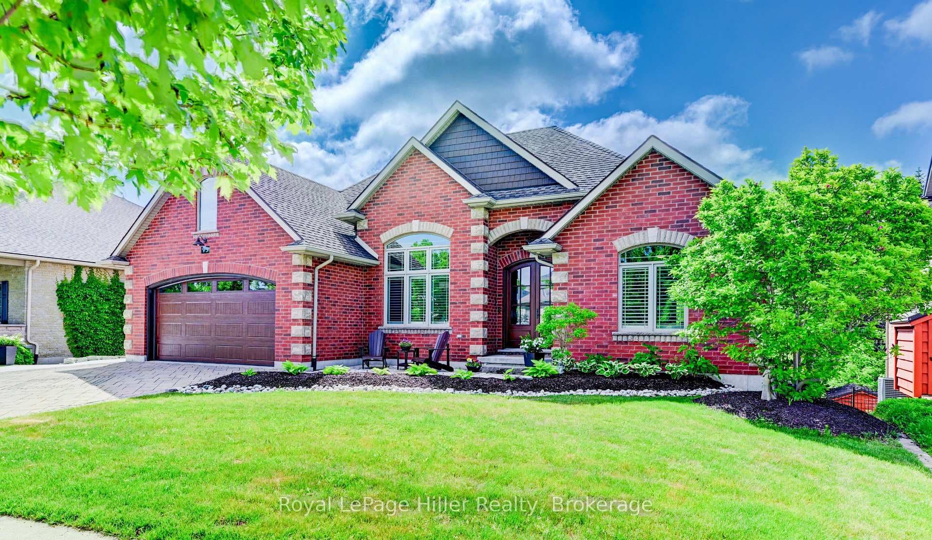 95 Sir Adam Beck Road photo 2