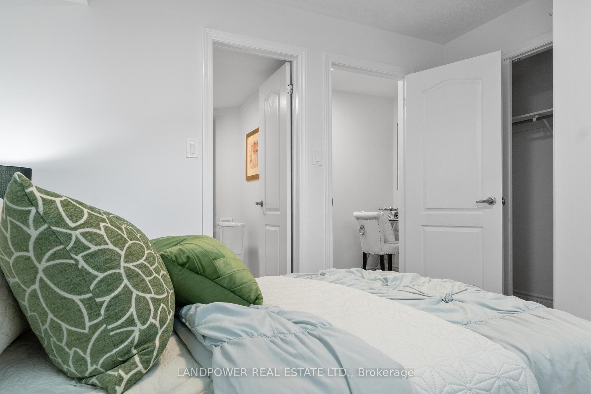 37 Drewry Avenue Unit 9 photo 24