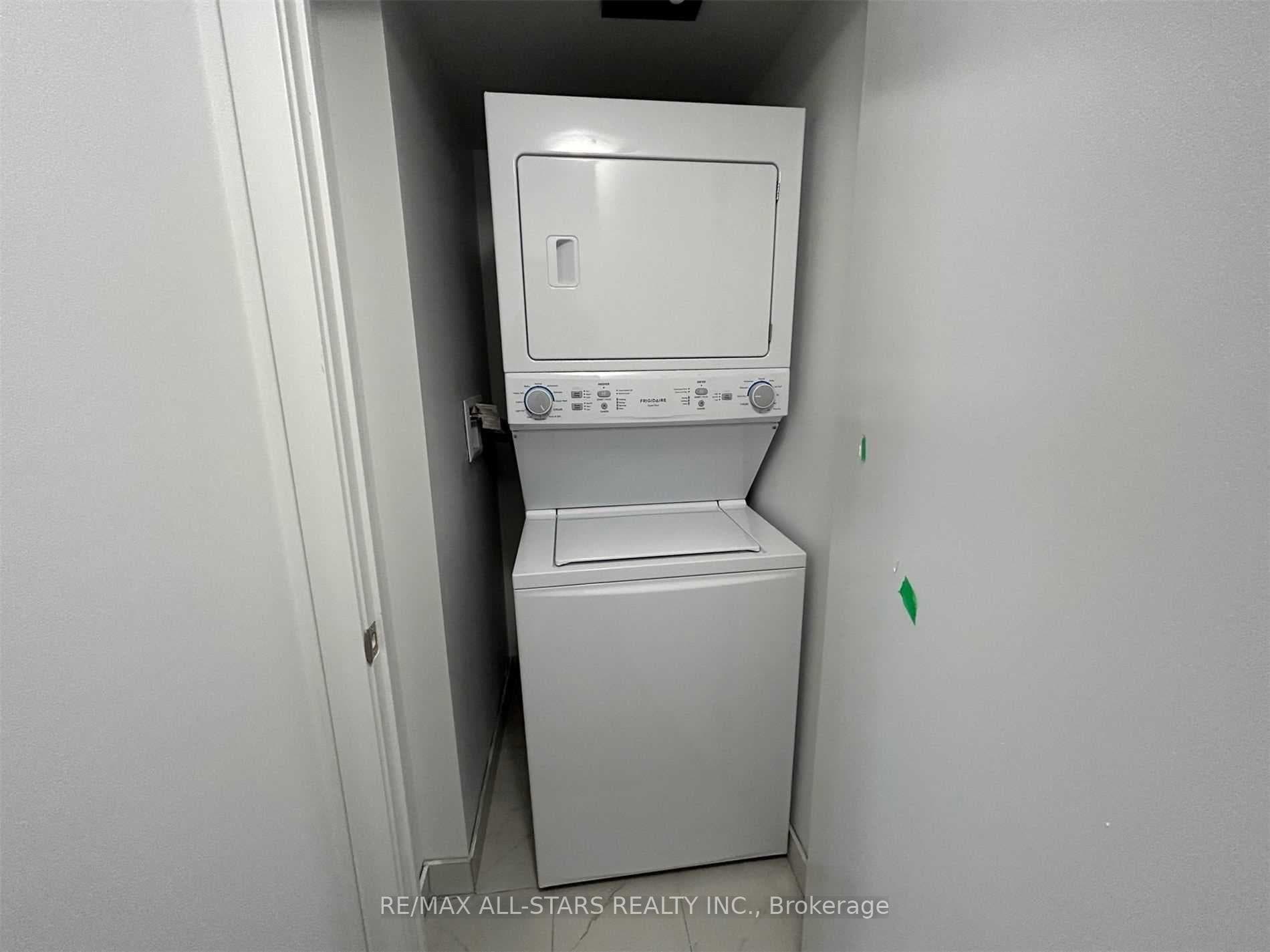 1480 Bayly Street Unit 1102 photo 8