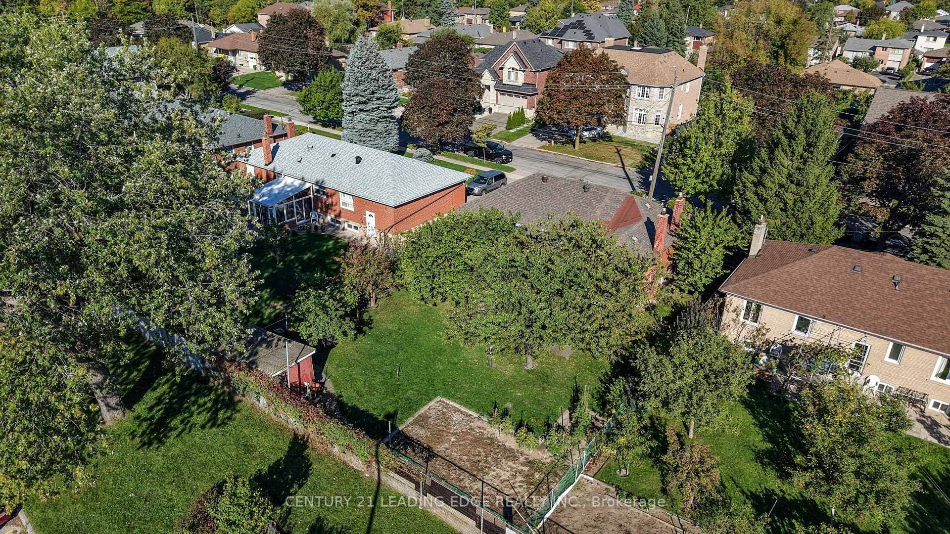 325 Waterloo Avenue photo 50