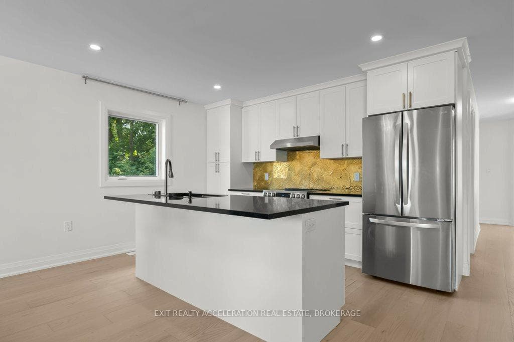 95 McCabe Street photo 7