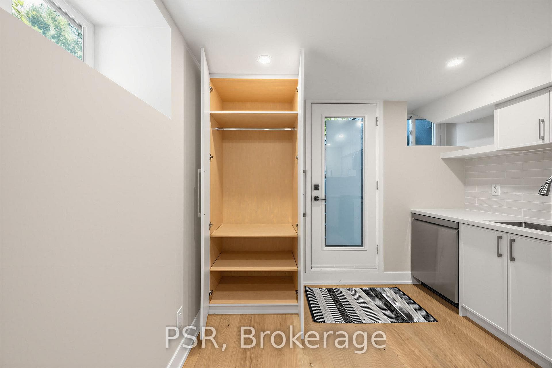 99 Geoffrey Street Unit #Basement photo 19