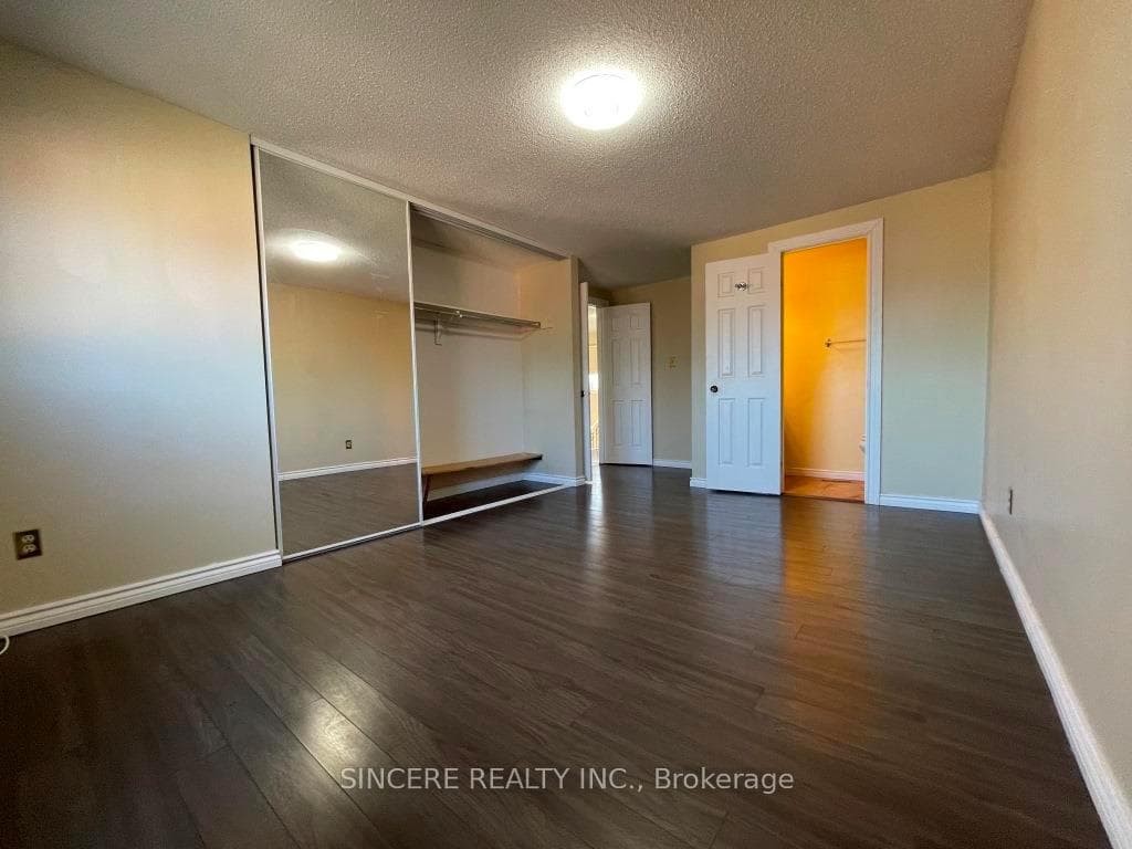 188 Daniels Crescent photo 20