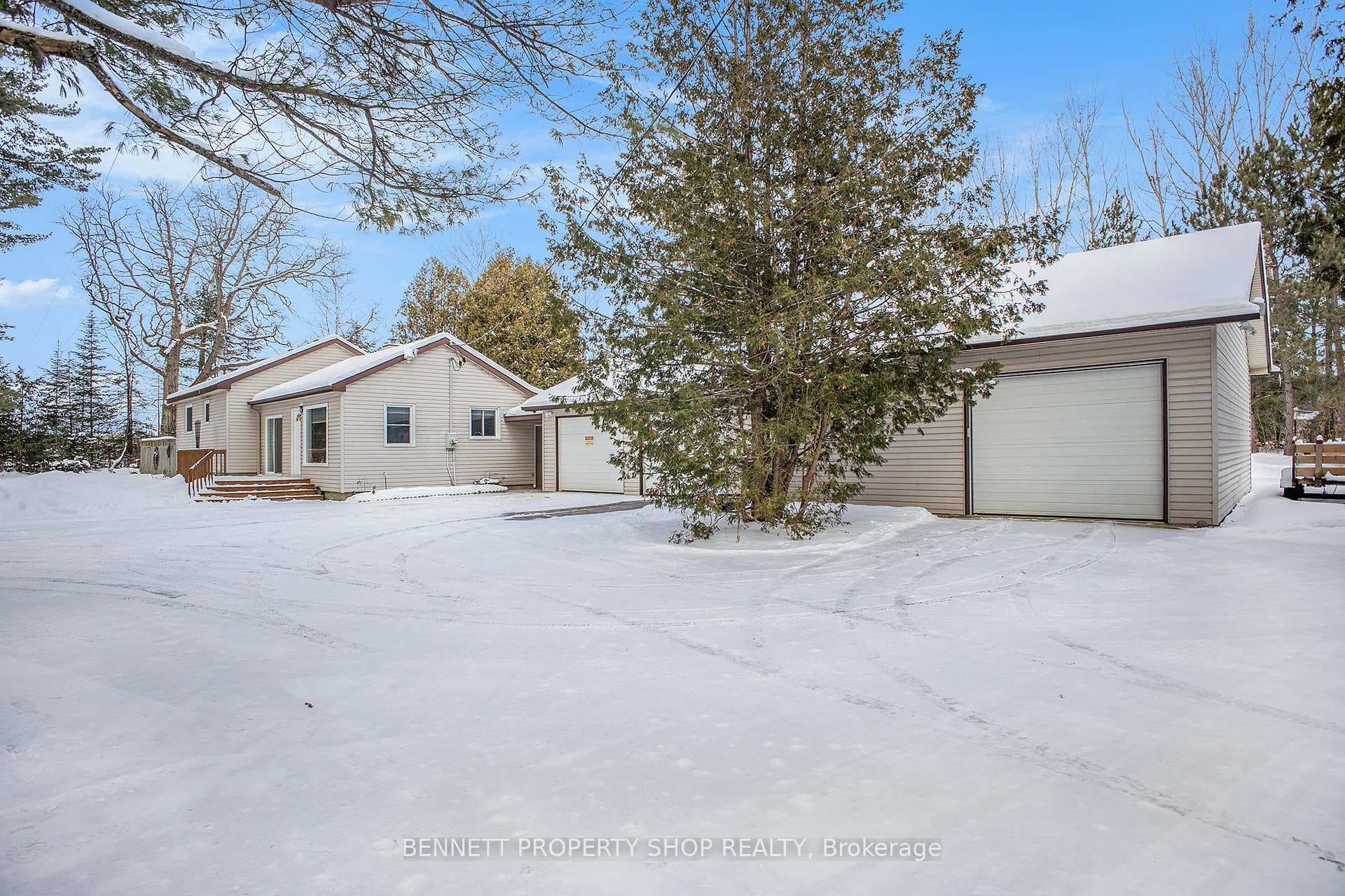 2338 EADY Road photo 1
