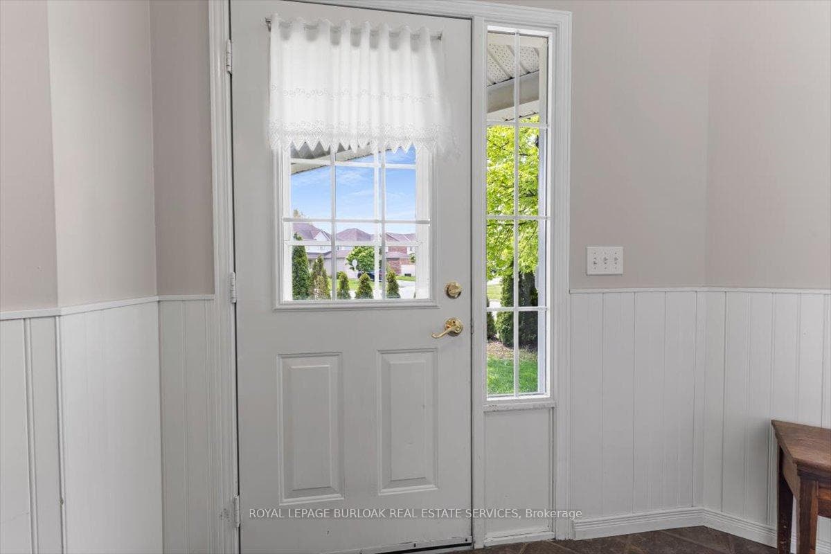 3 Kroeger Crescent photo 5