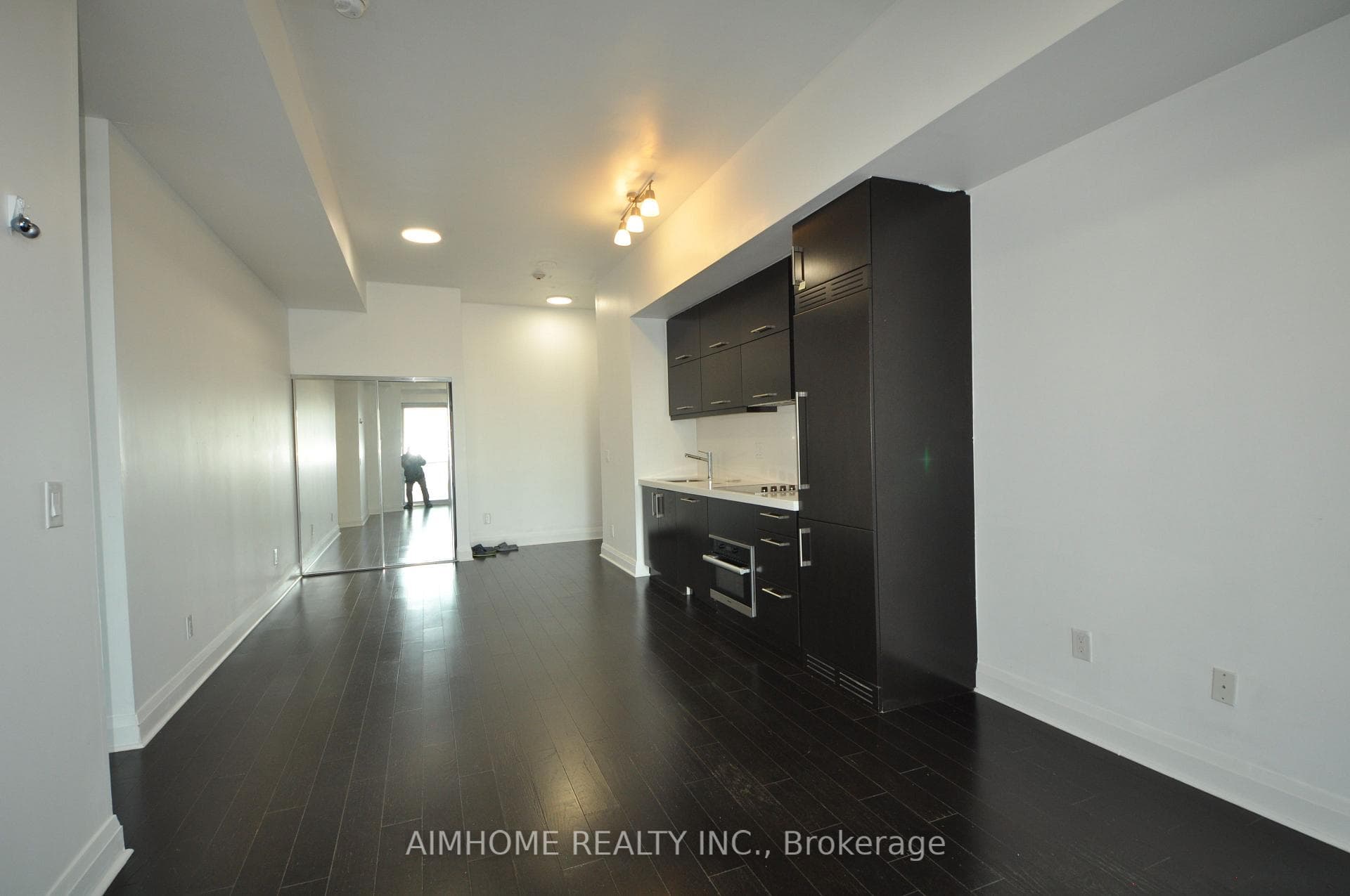 1080 Bay Street Unit 4503 photo 4