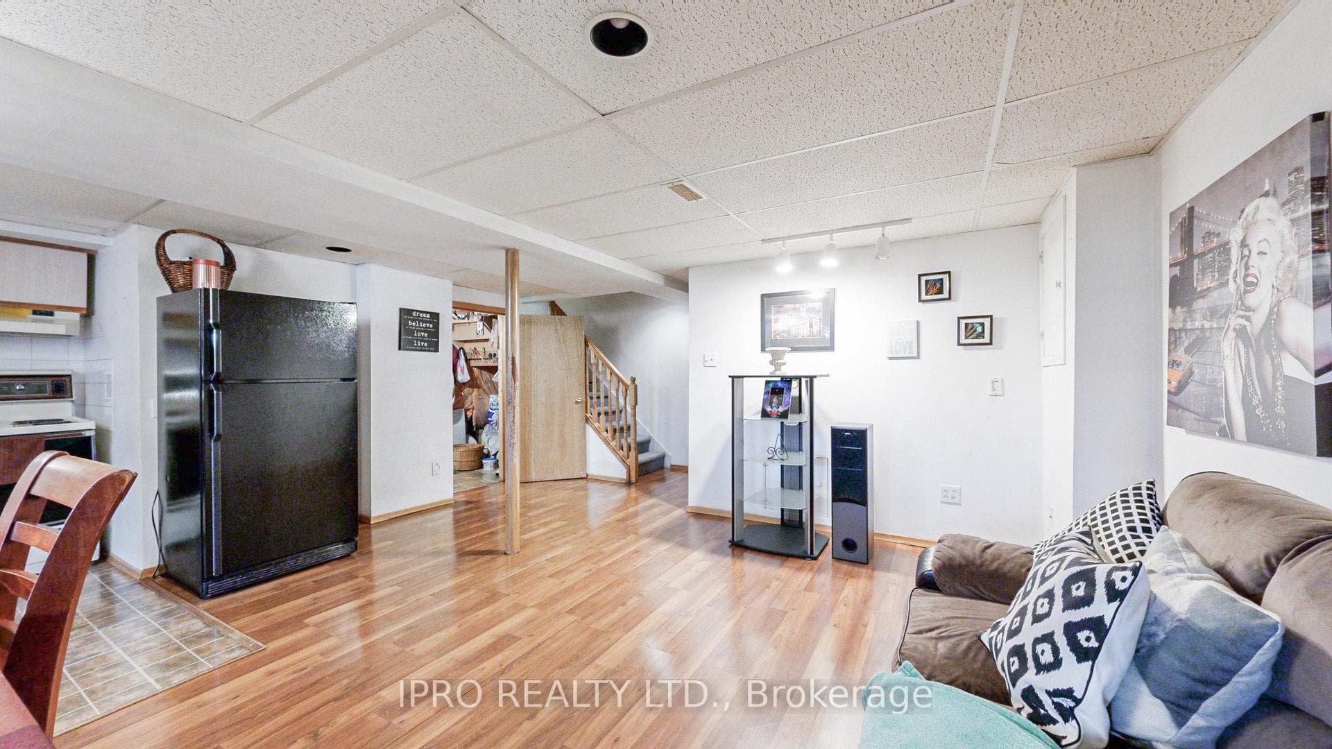 65 Acadian Heights photo 29