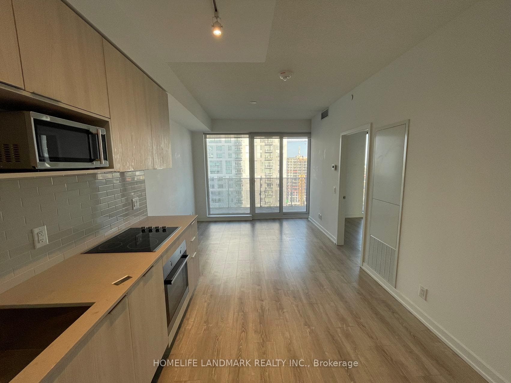 20 Tubman Avenue Unit 1808 photo 2