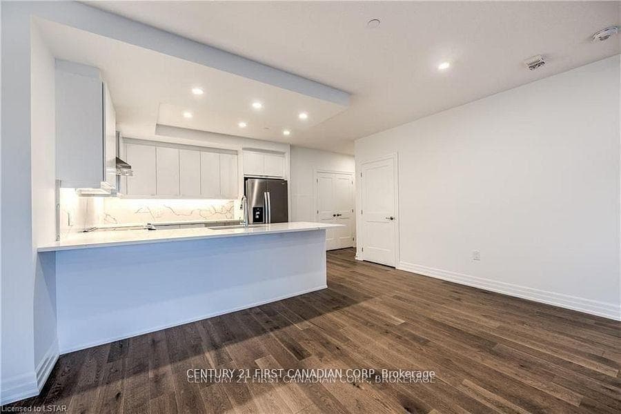 460 Callaway Road Unit 609 photo 5
