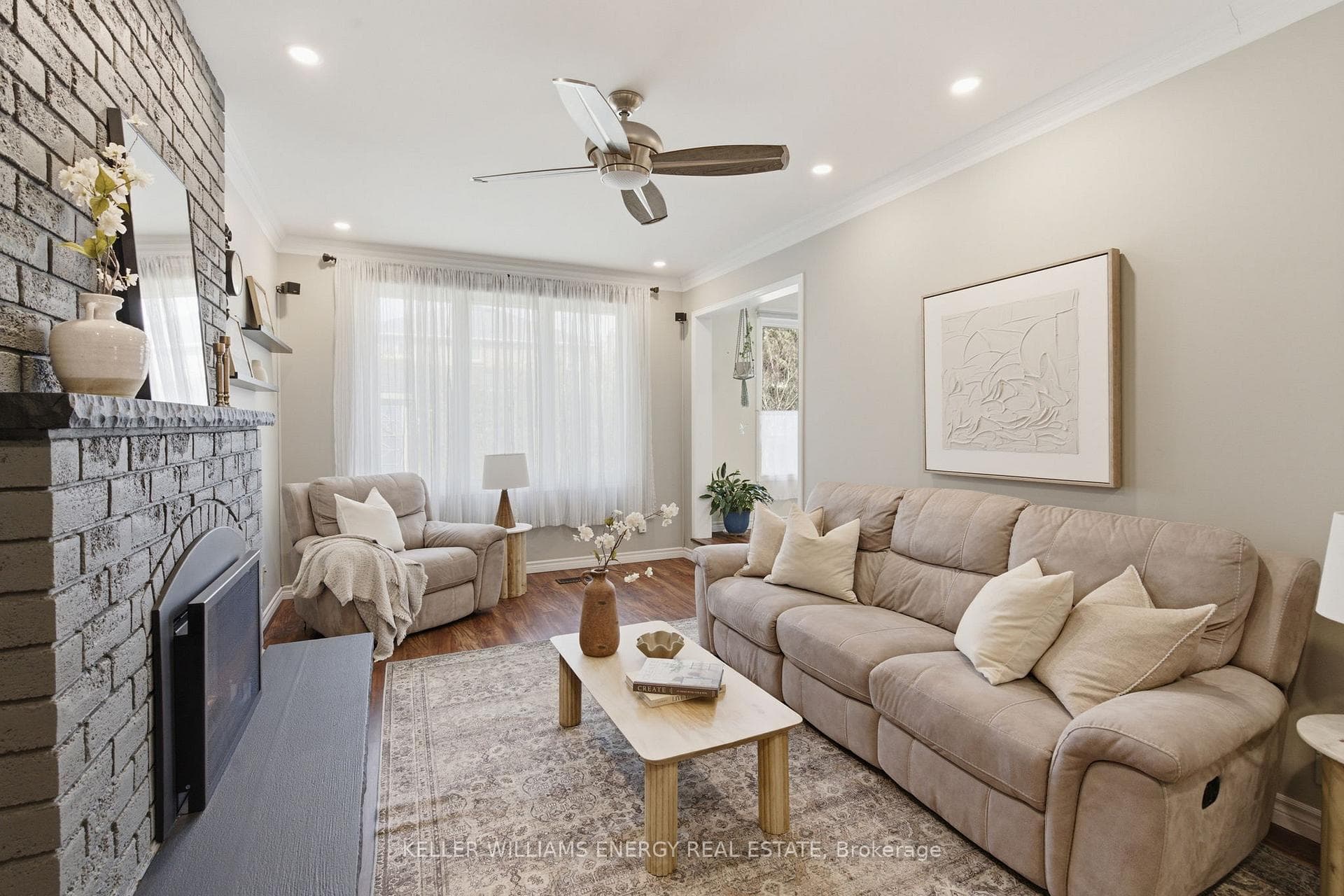 555 Peggoty Circle photo 17