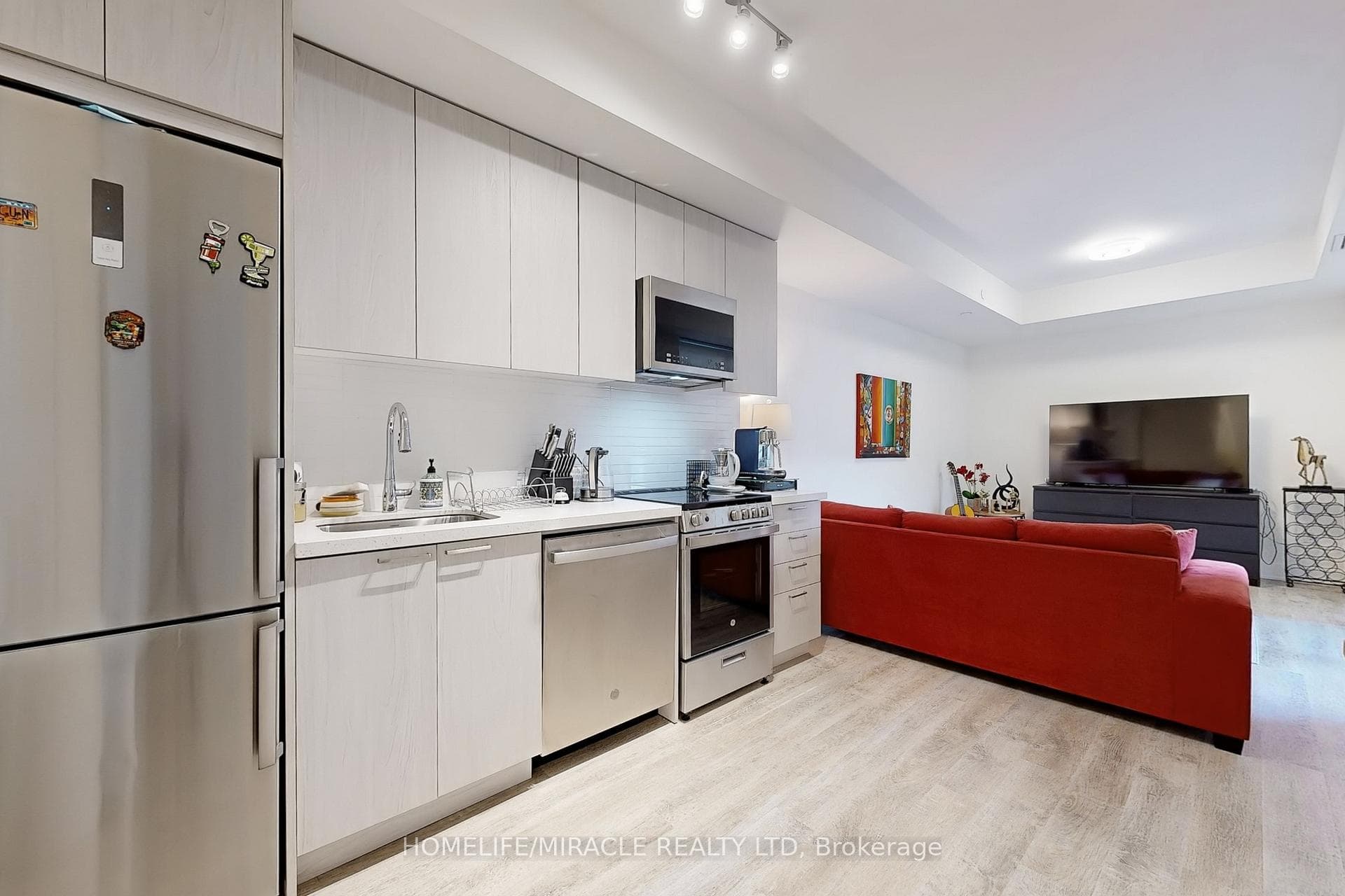 185 Deerfield Road Unit 322 photo 13