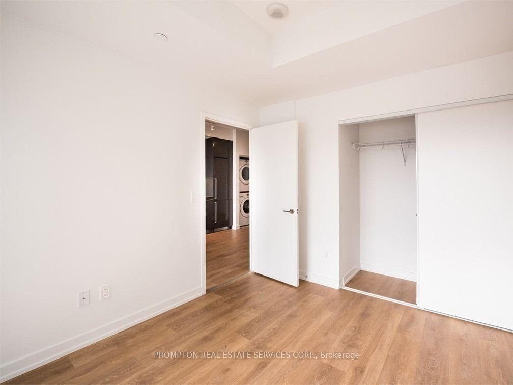 115 Mcmahon Drive Unit 2809 photo 6