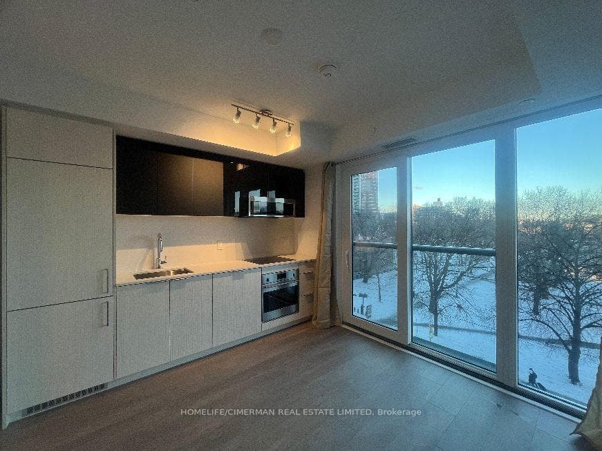 308 Jarvis Street Unit 514 photo 1