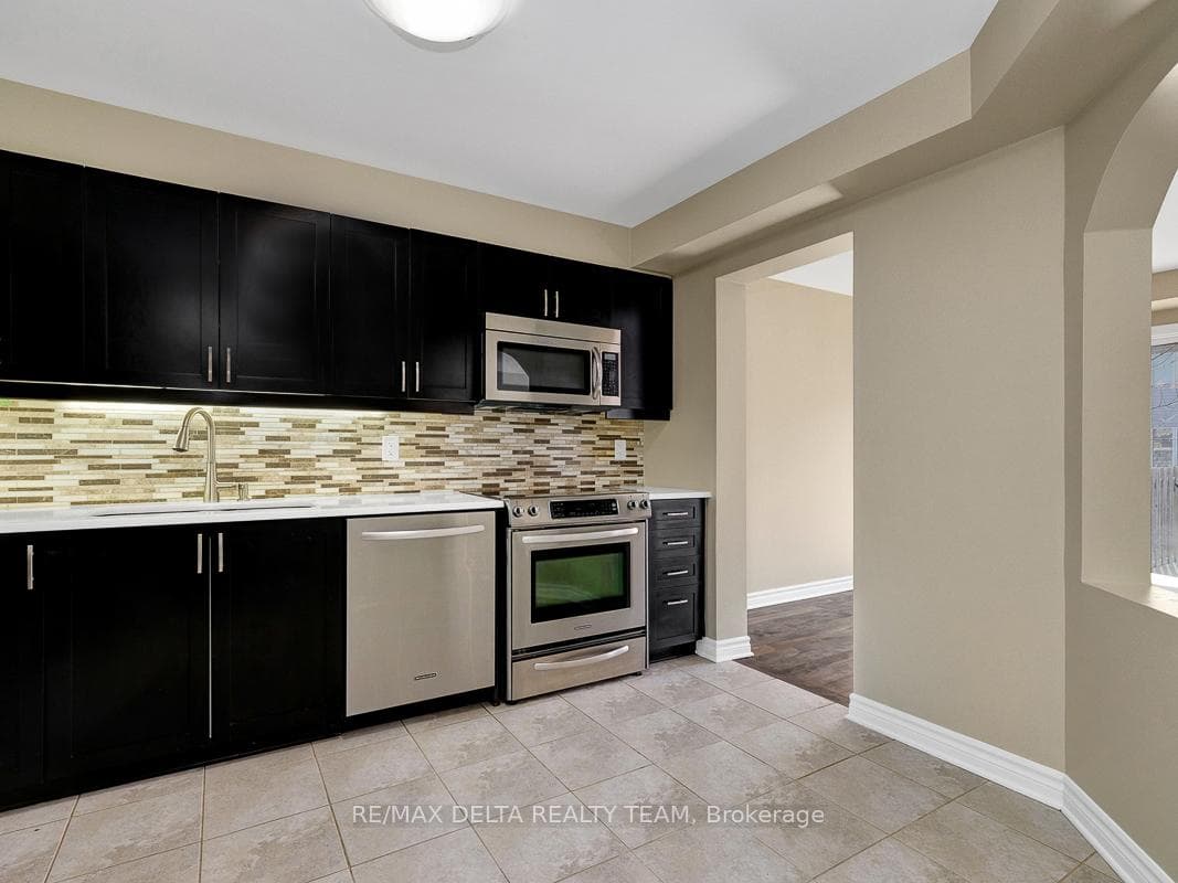 202 Gerry Lalonde Drive photo 13