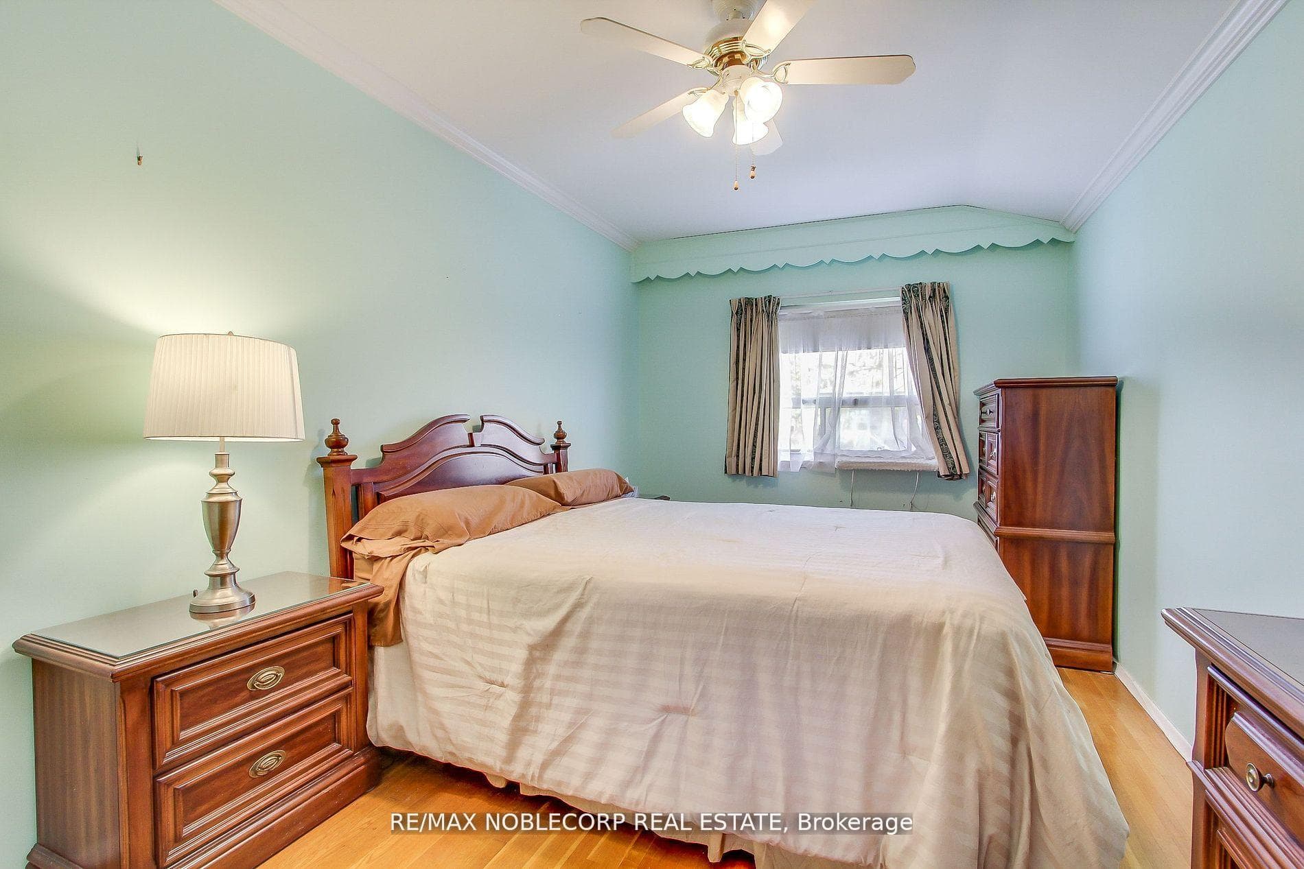 22 Bimini Crescent photo 23