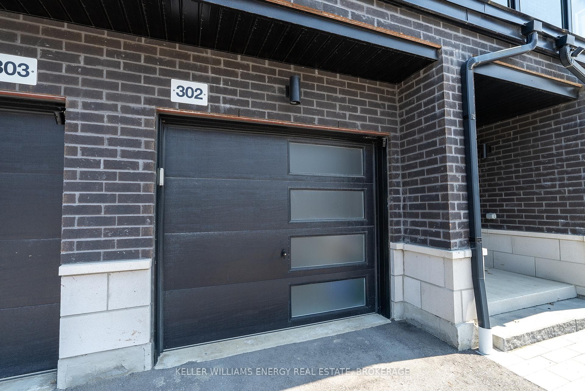 2550 Castlegate Crossing N/A Unit 302 photo 4