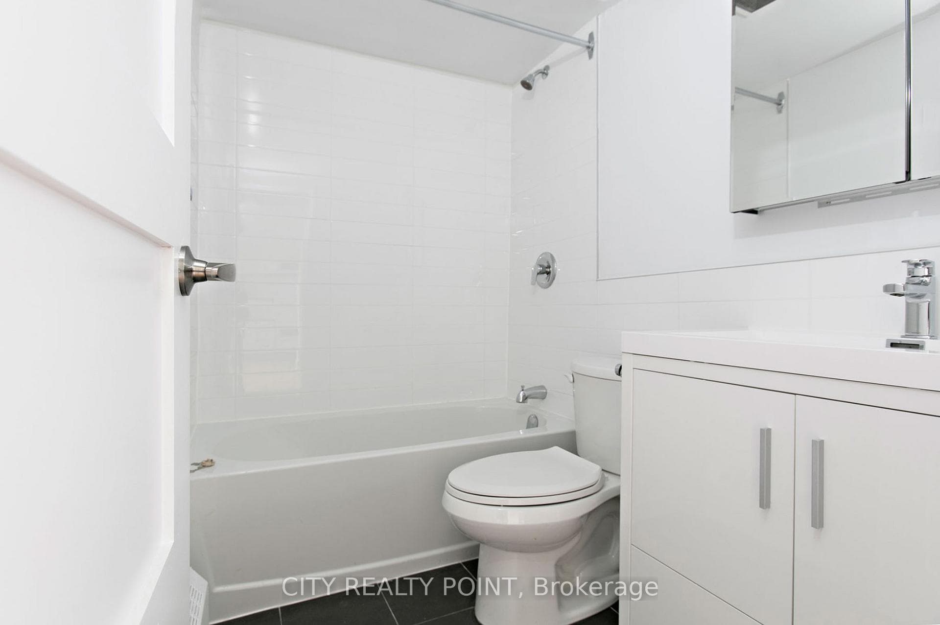 1500 Bathurst Street Unit 701 photo 9
