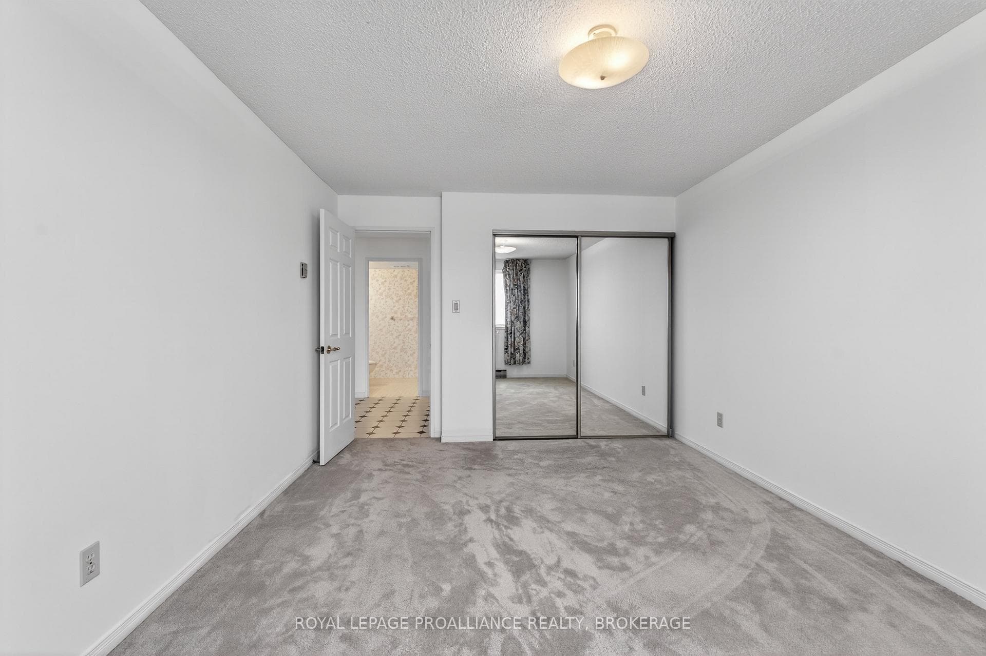 257 Bath Road Unit 1006 photo 30