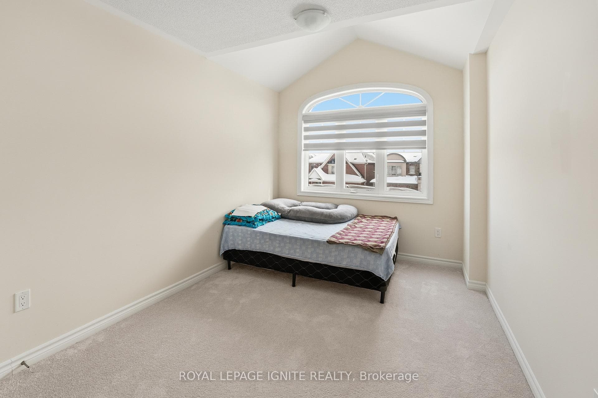 96 Robin Trail photo 19