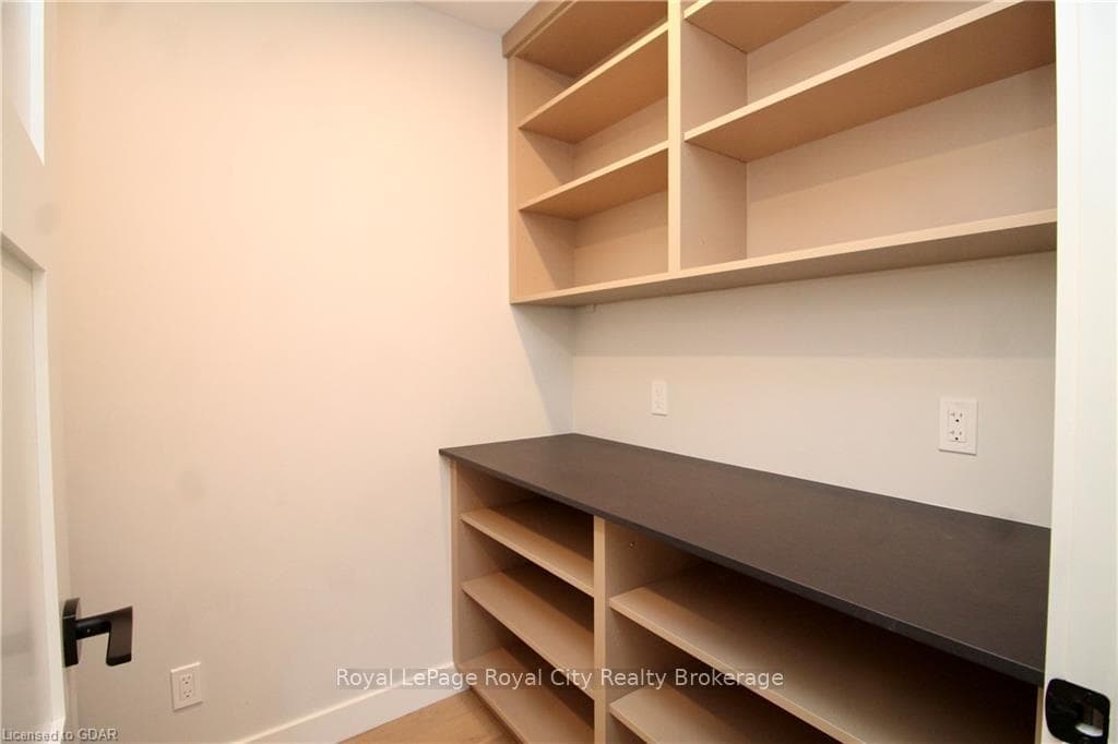 179048 GREY ROAD 17 Road photo 21