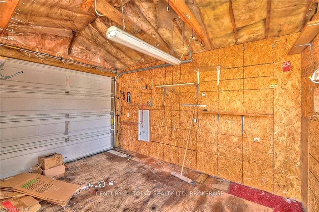 199 THOROLD Road photo 43