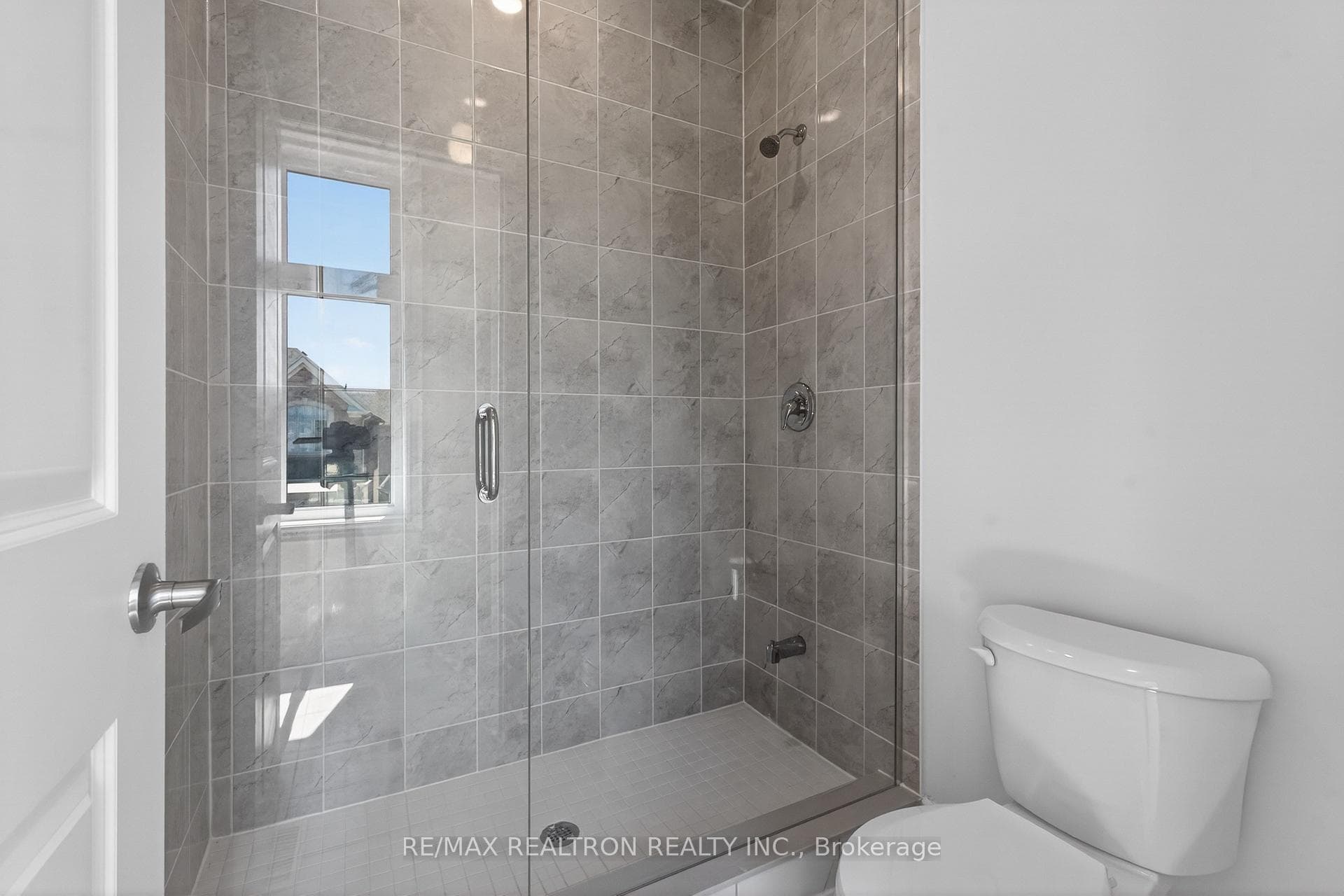 23 Joiner Circle photo 43