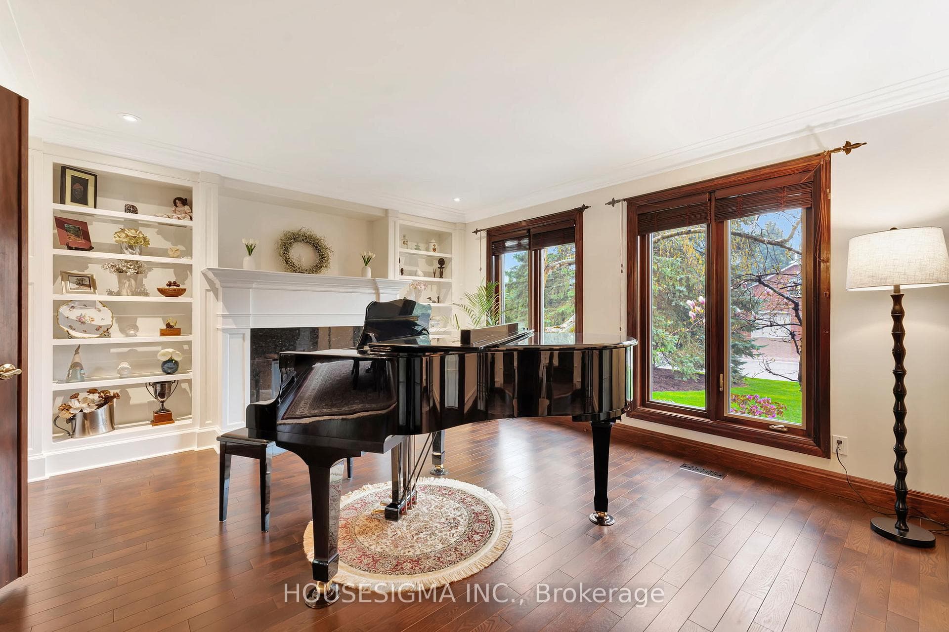 275 Deercreek Drive photo 13