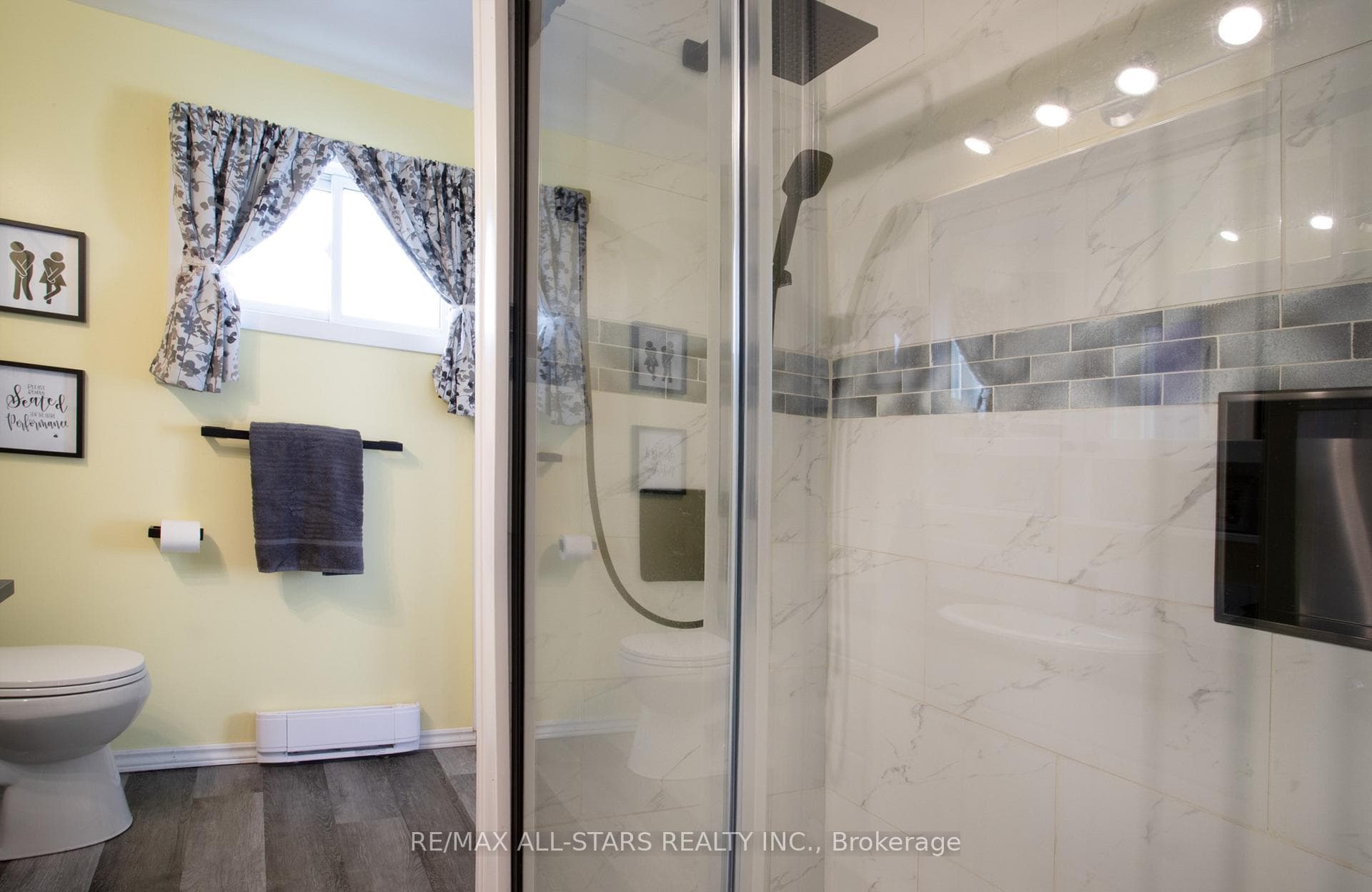 158 Blossom Court photo 15