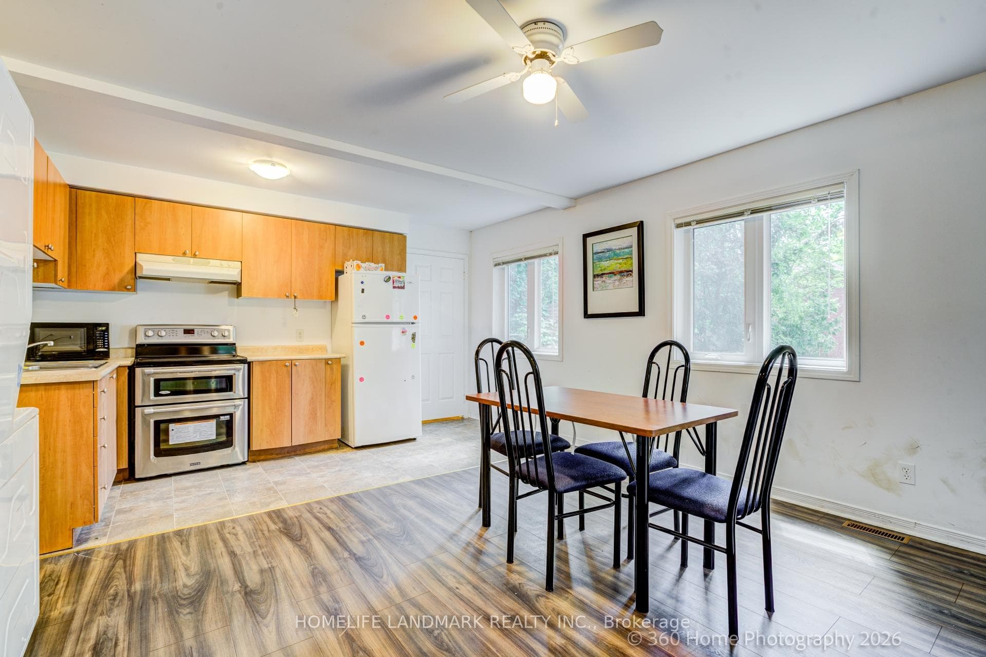736 Kingston Road Unit 3 photo 8