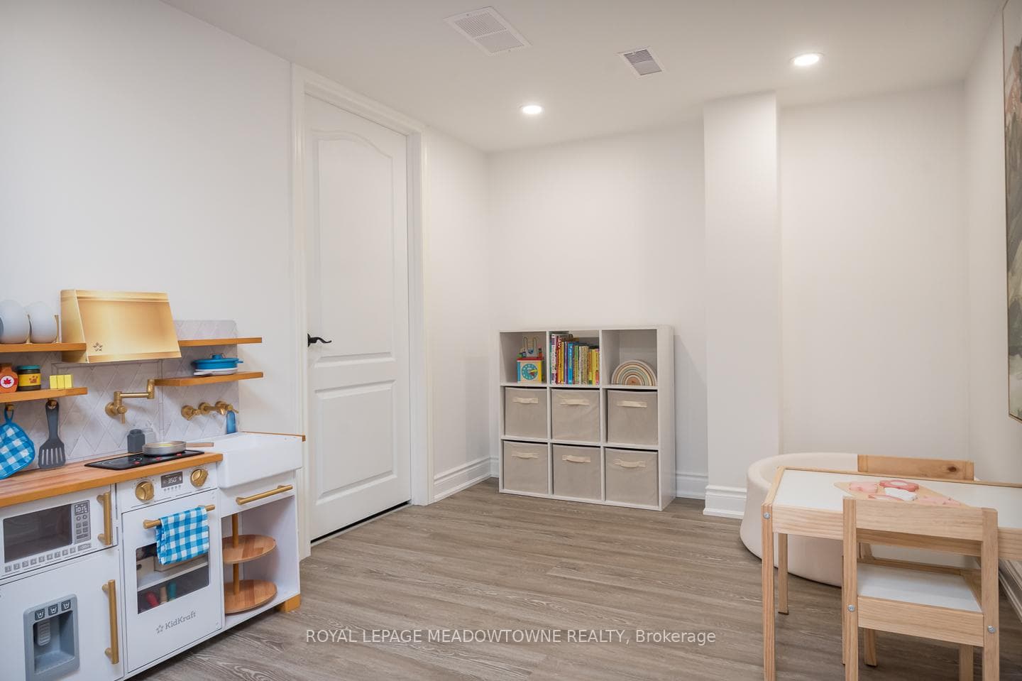 The Cutest Play Nook