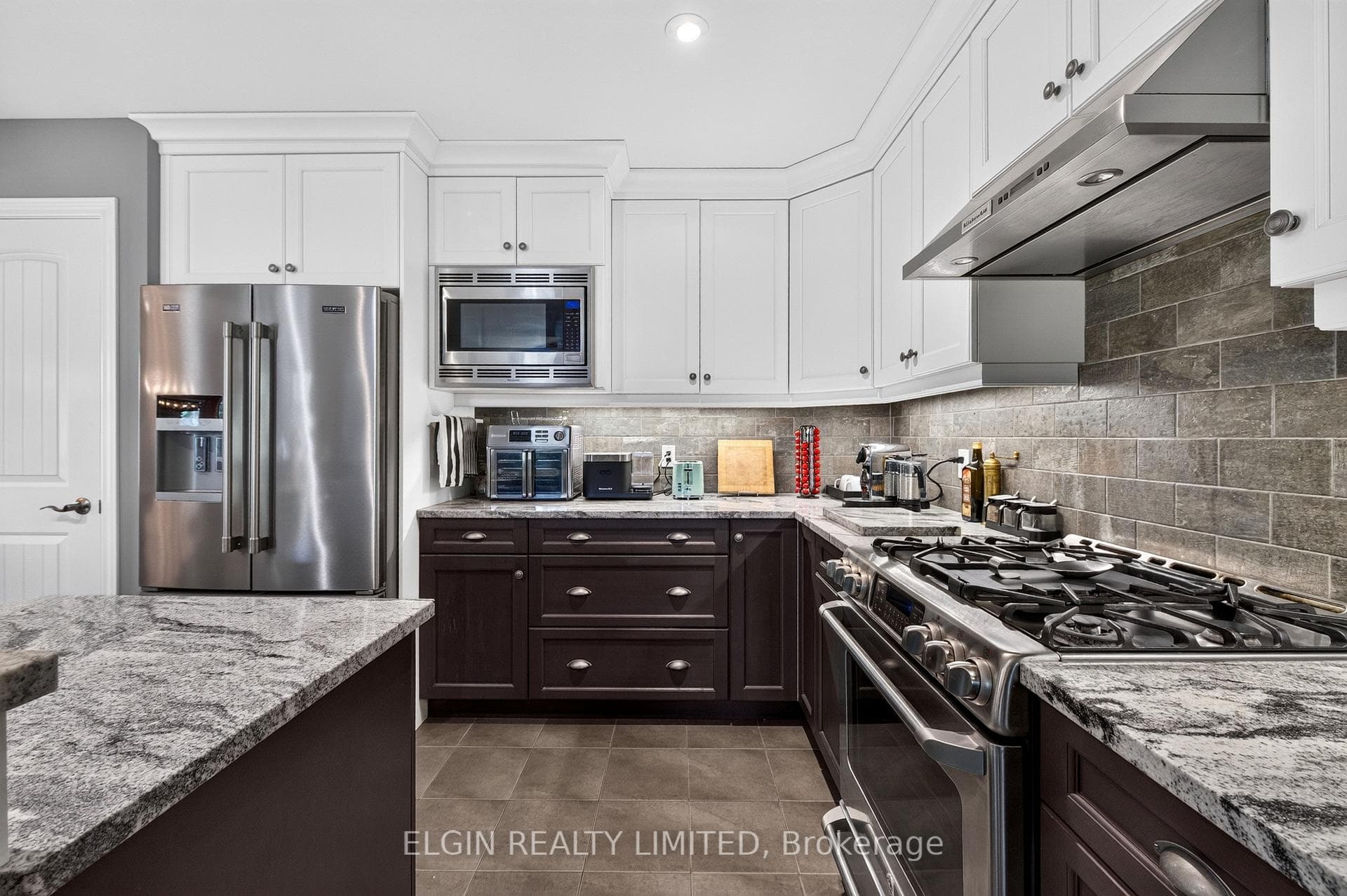 182 Emery Street photo 11