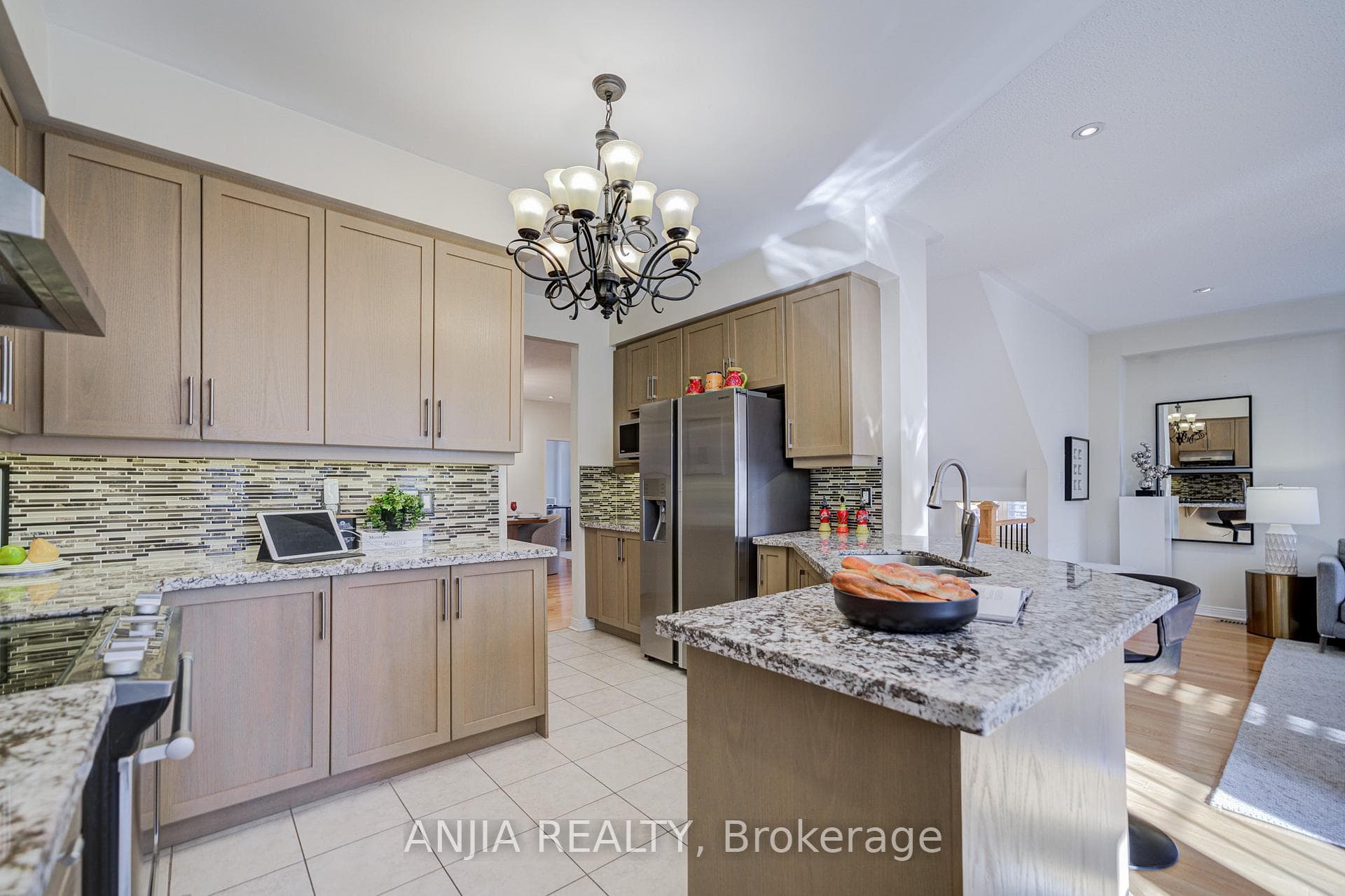 27 Larcastle Avenue photo 13