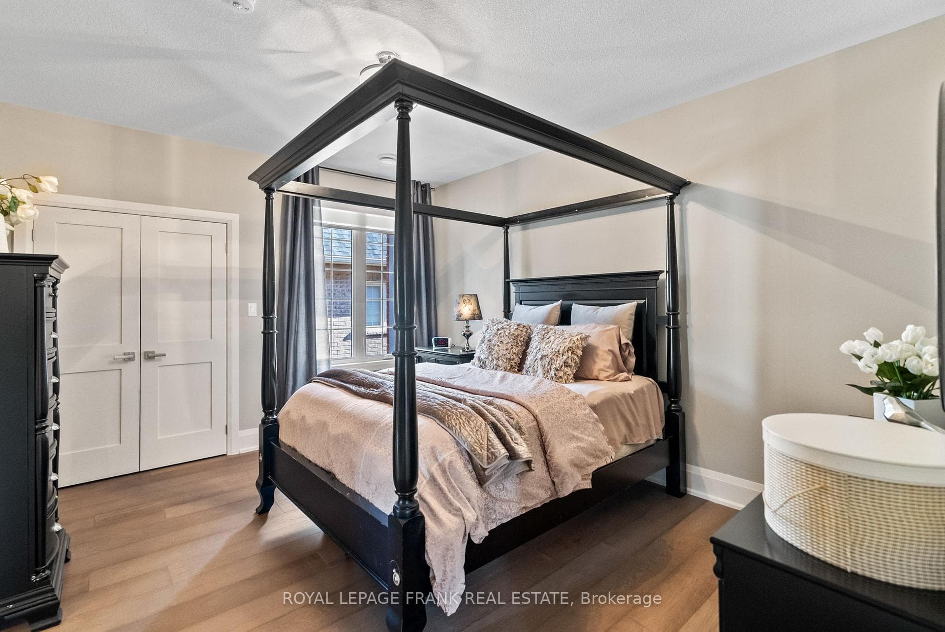 866 Stevenson Road photo 33