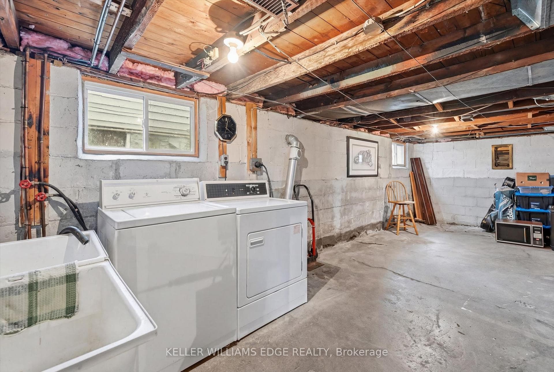 144 Campbell Avenue photo 33