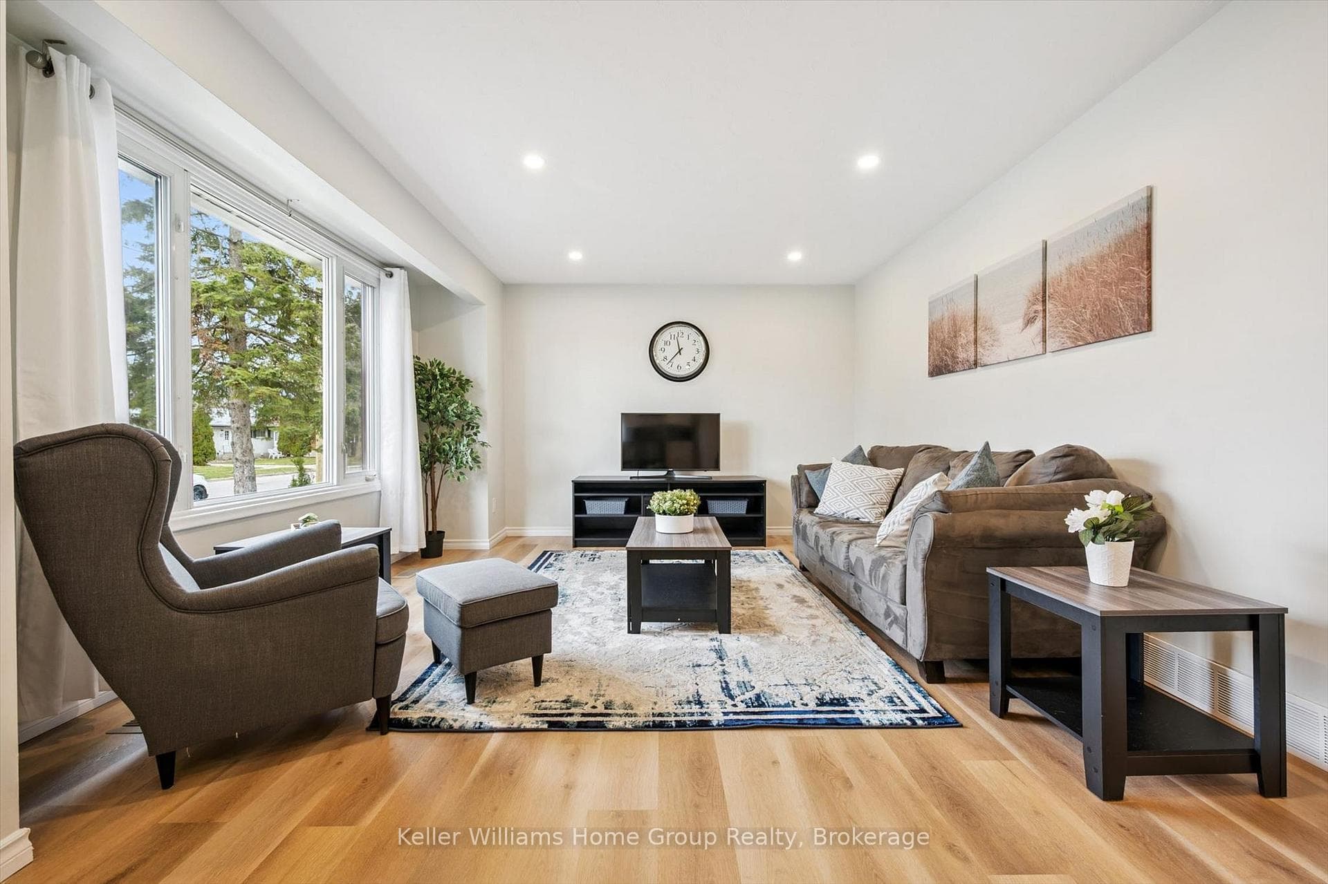 23 Hastings Boulevard photo 19