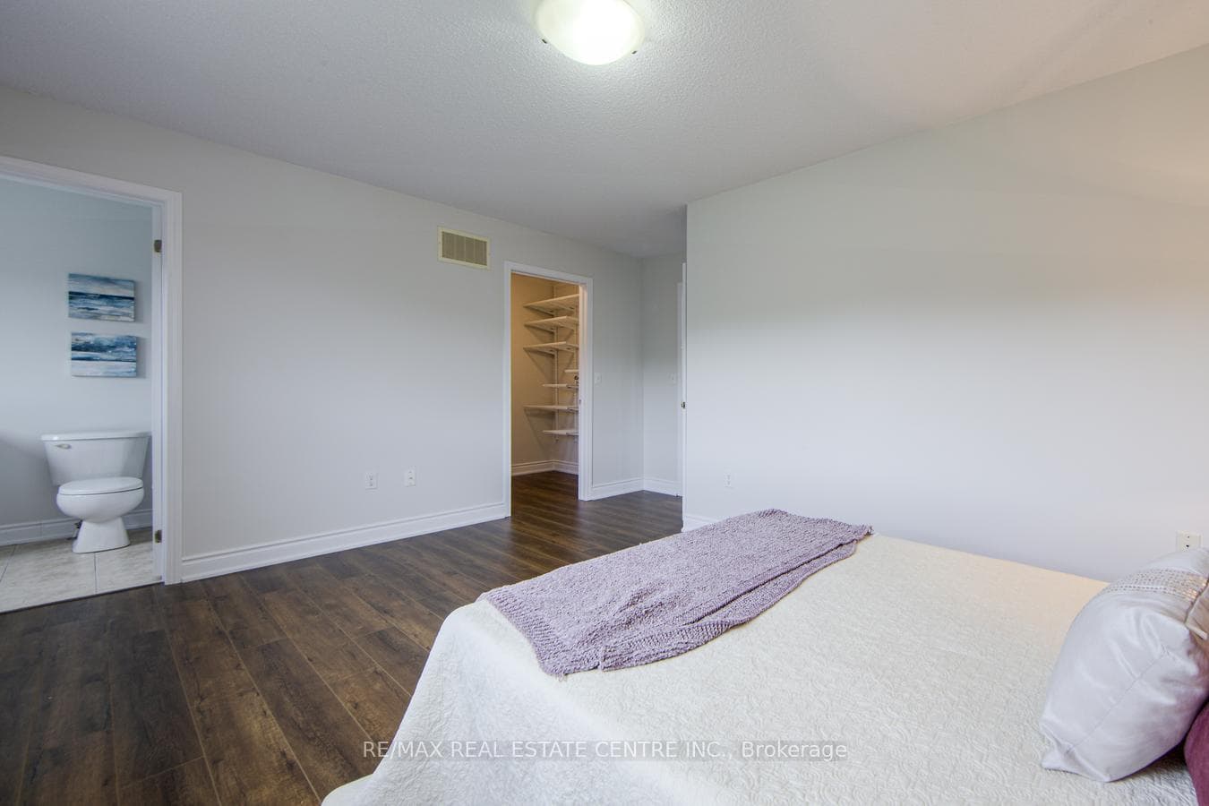 359 Bussel Crescent photo 29