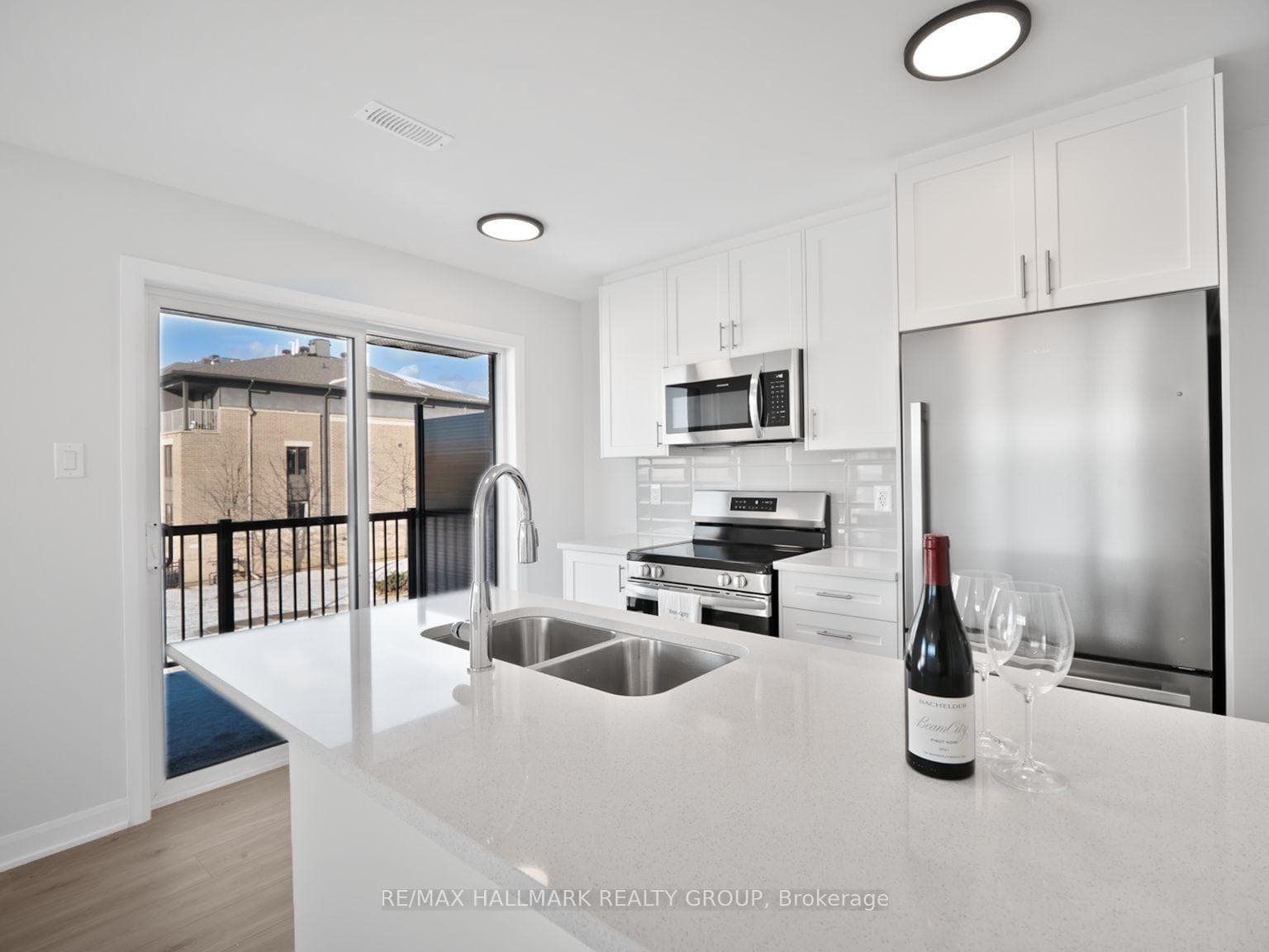 301 Glenroy Gilbert Drive Unit 14 photo 6