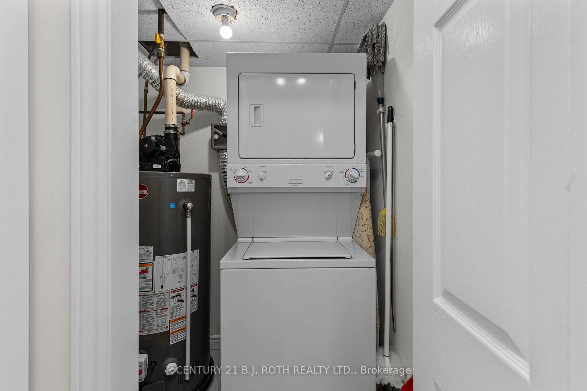 49 Jacobs Terrace Unit 209 photo 17