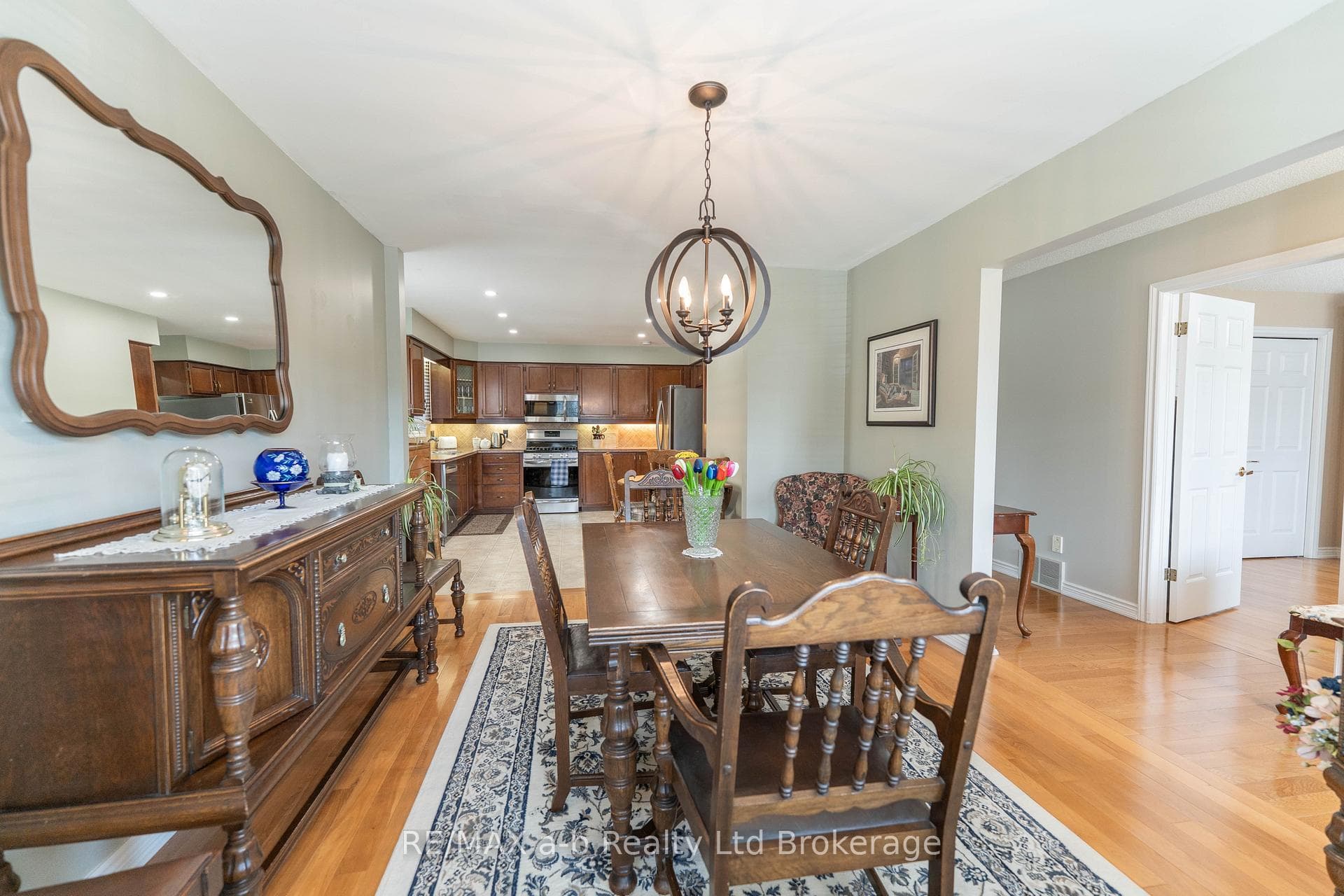 Dining Room to Kitchen