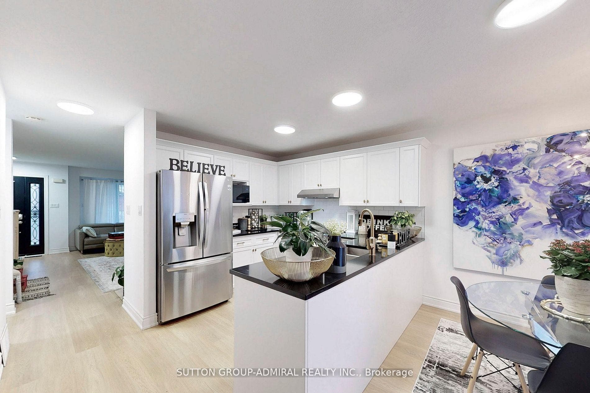 8 Clarke Avenue photo 11