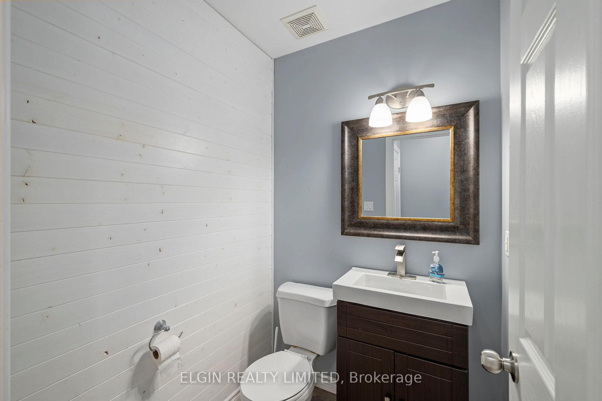 11 Kensington Court photo 12